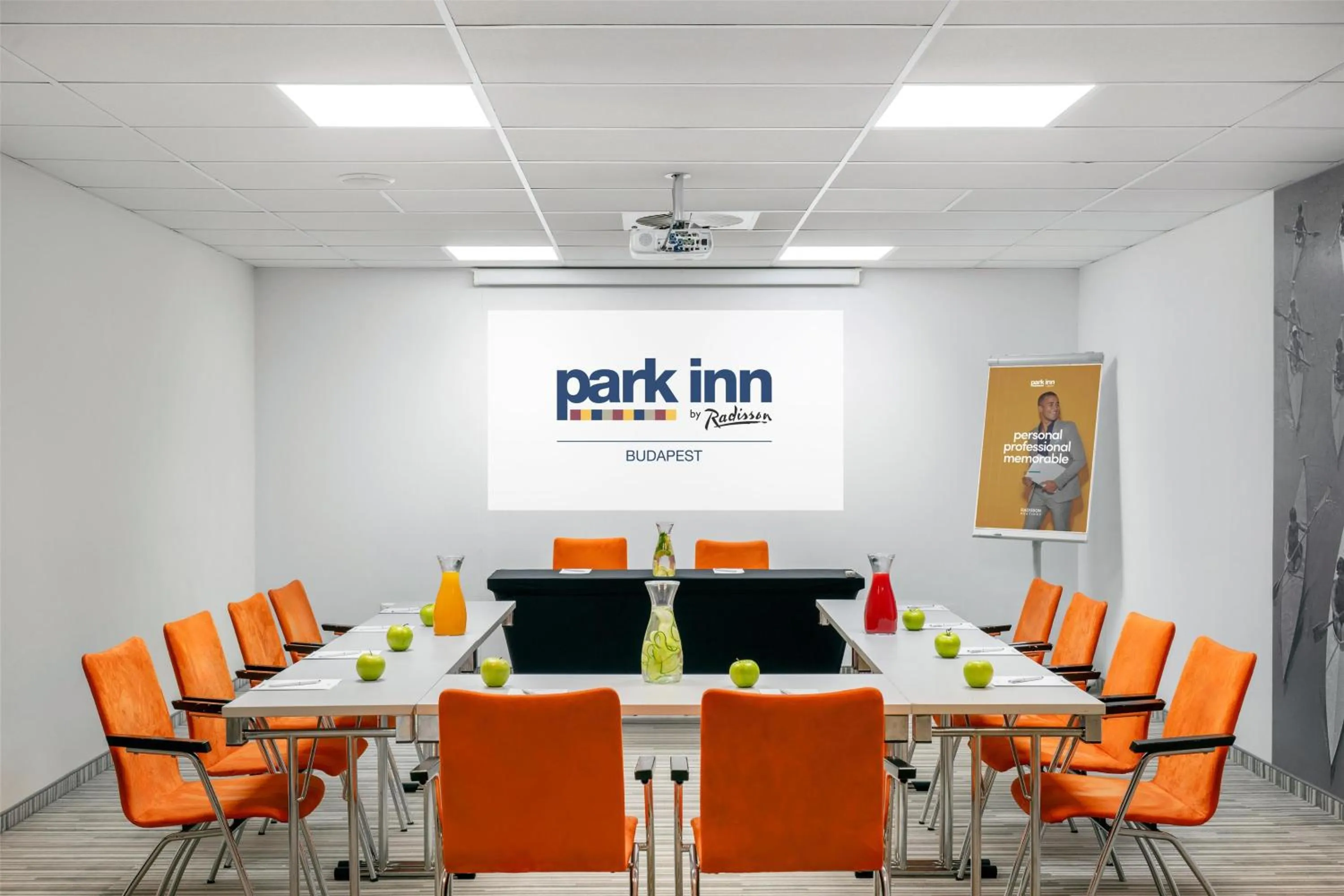 Meeting/conference room in Park Inn By Radisson Budapest