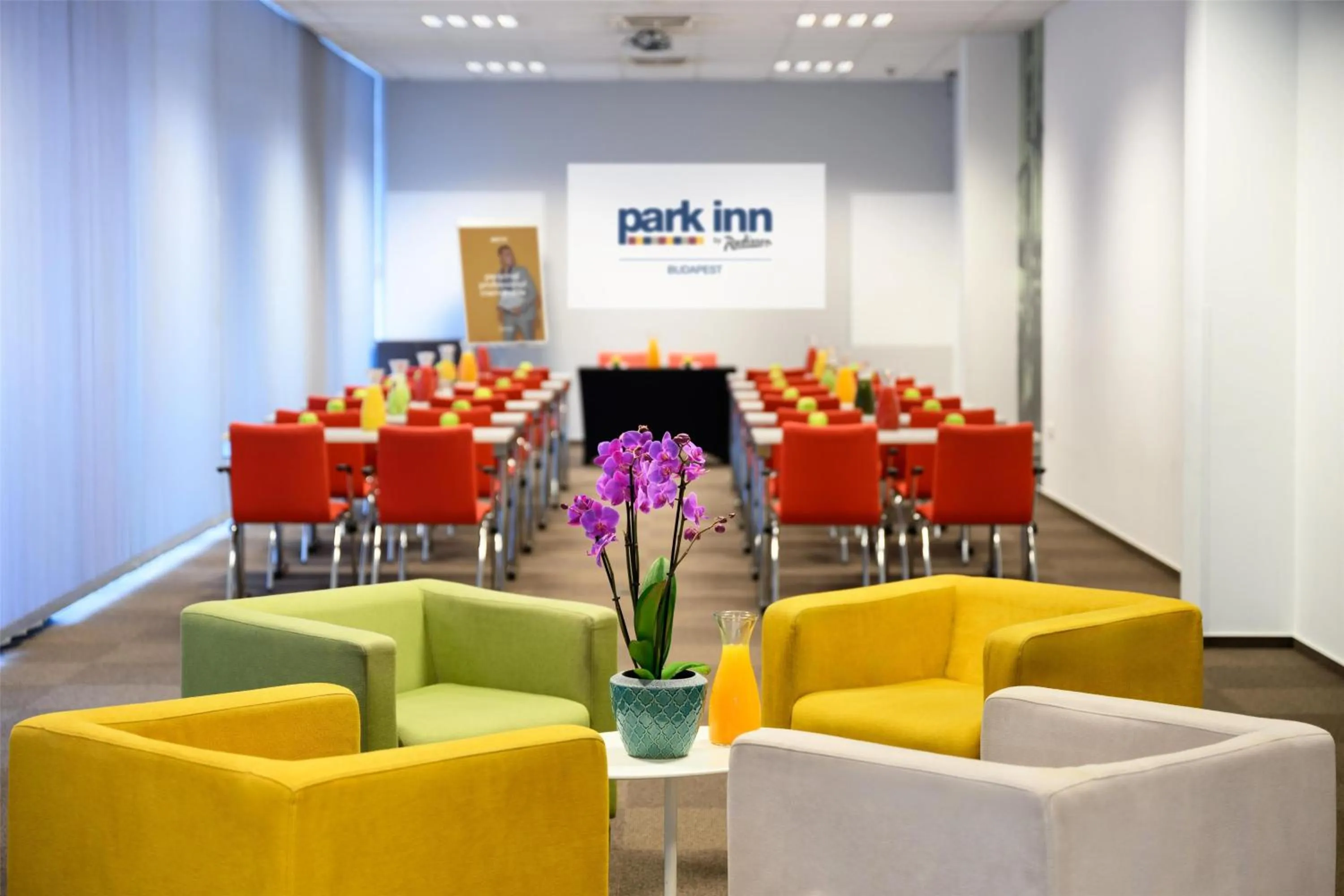 Meeting/conference room in Park Inn By Radisson Budapest