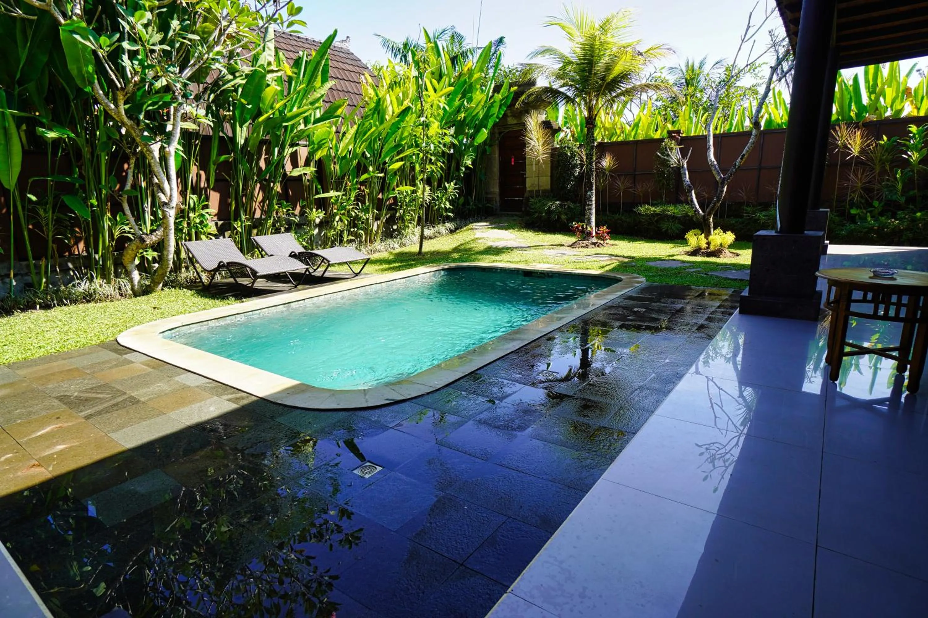 Swimming pool in Adil Villa & Resort