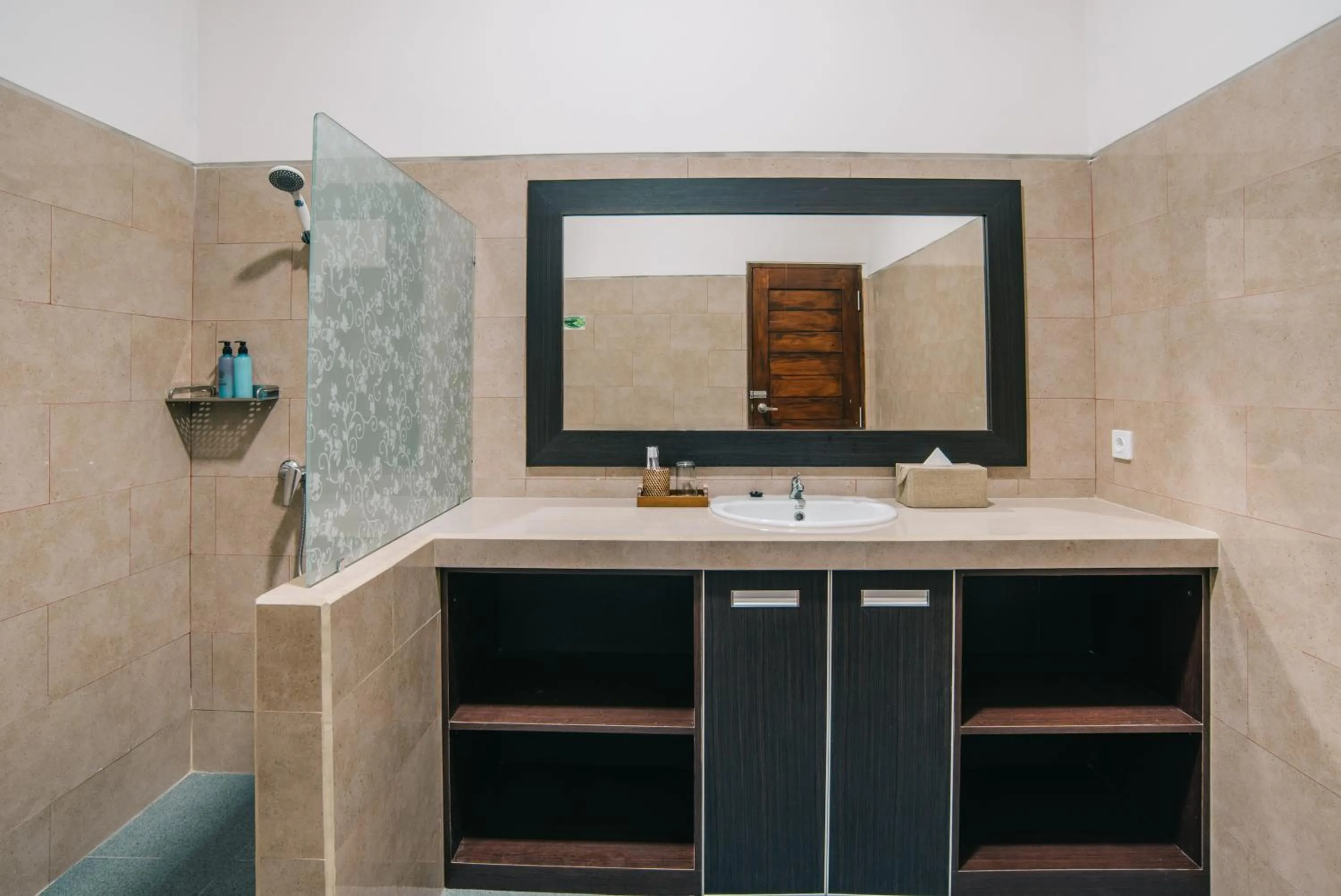 Bathroom in Adil Villa & Resort