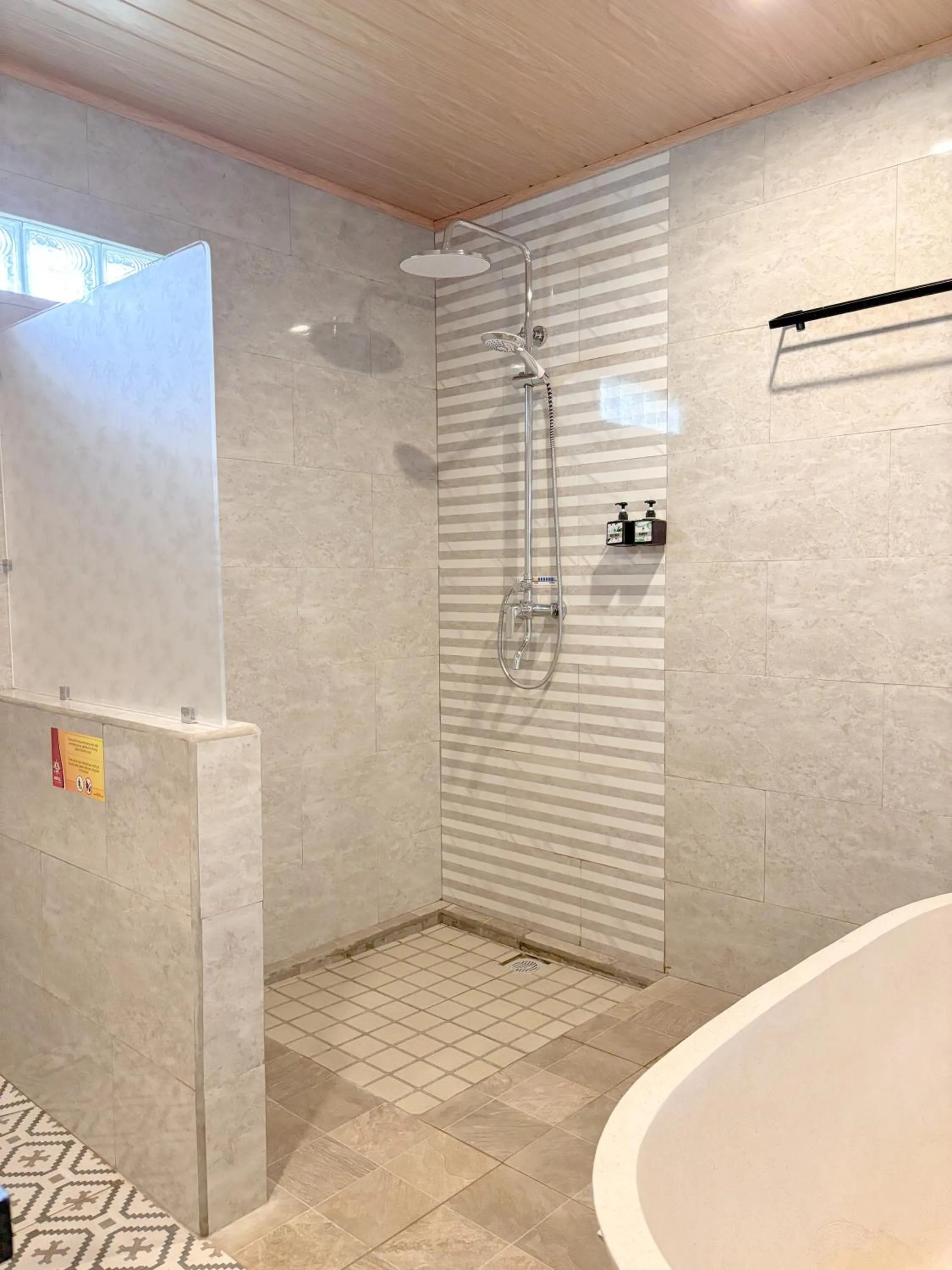 Shower in Adil Villa & Resort