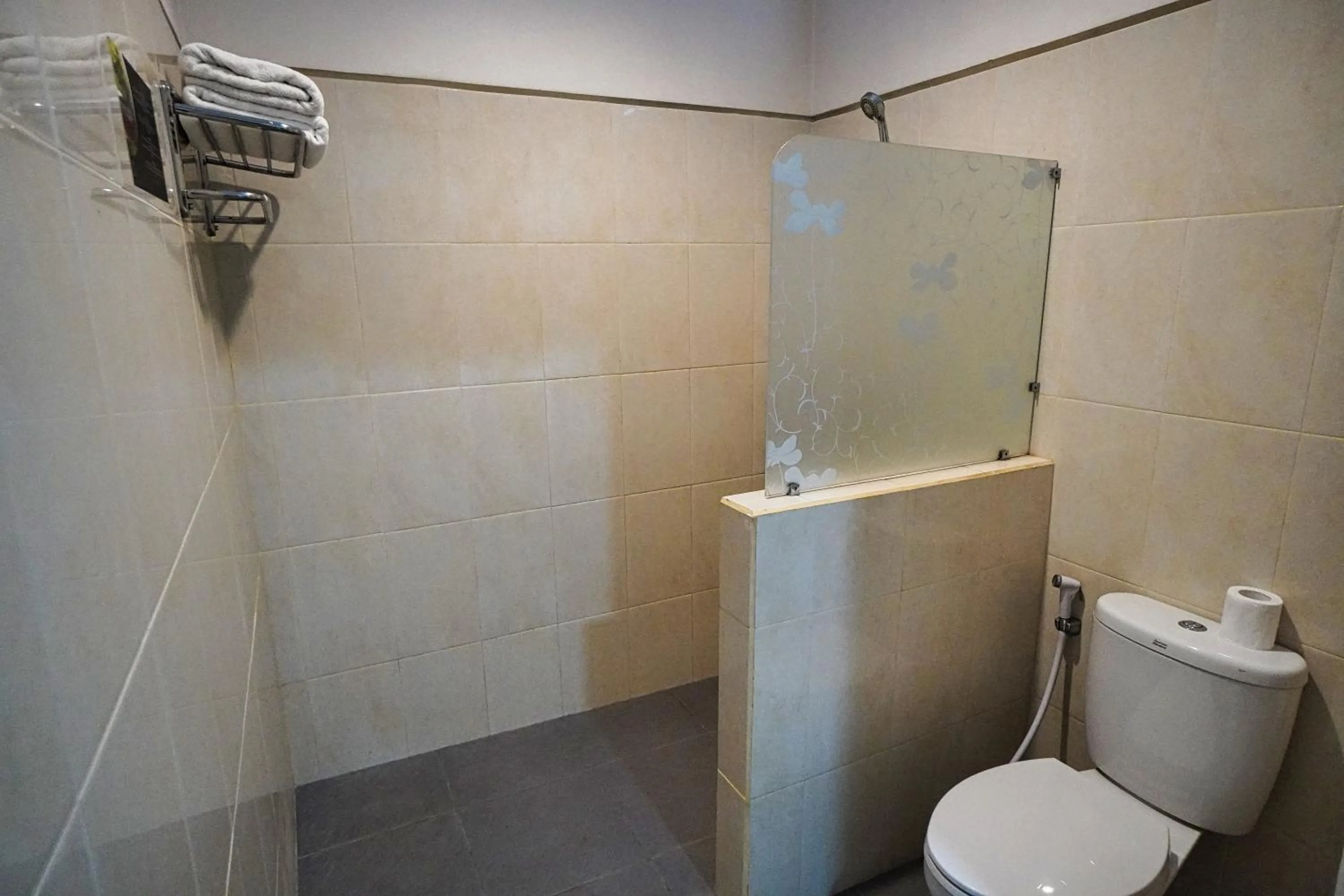 Bathroom in Adil Villa & Resort