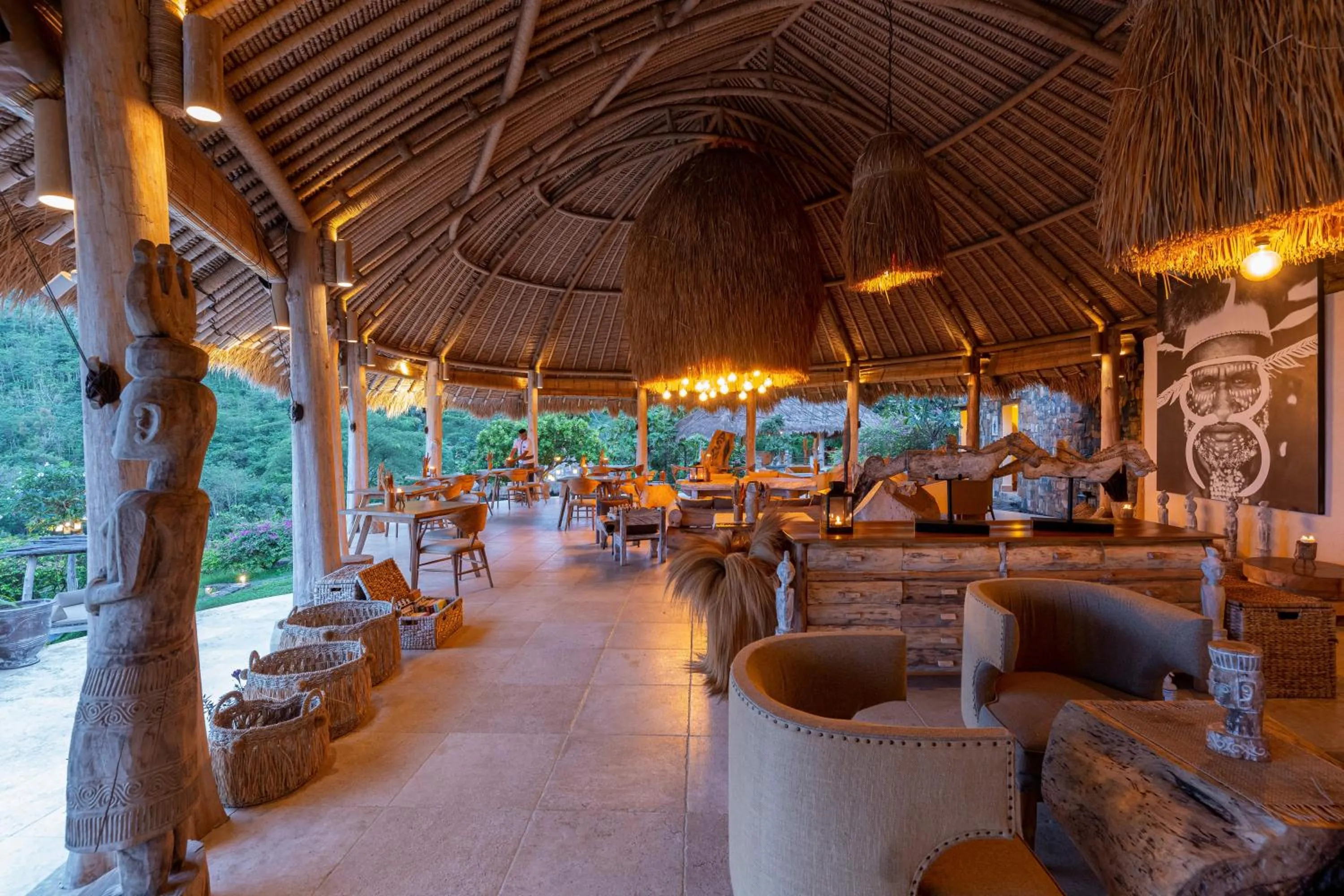 Restaurant/places to eat in MATHIS Lodge Amed