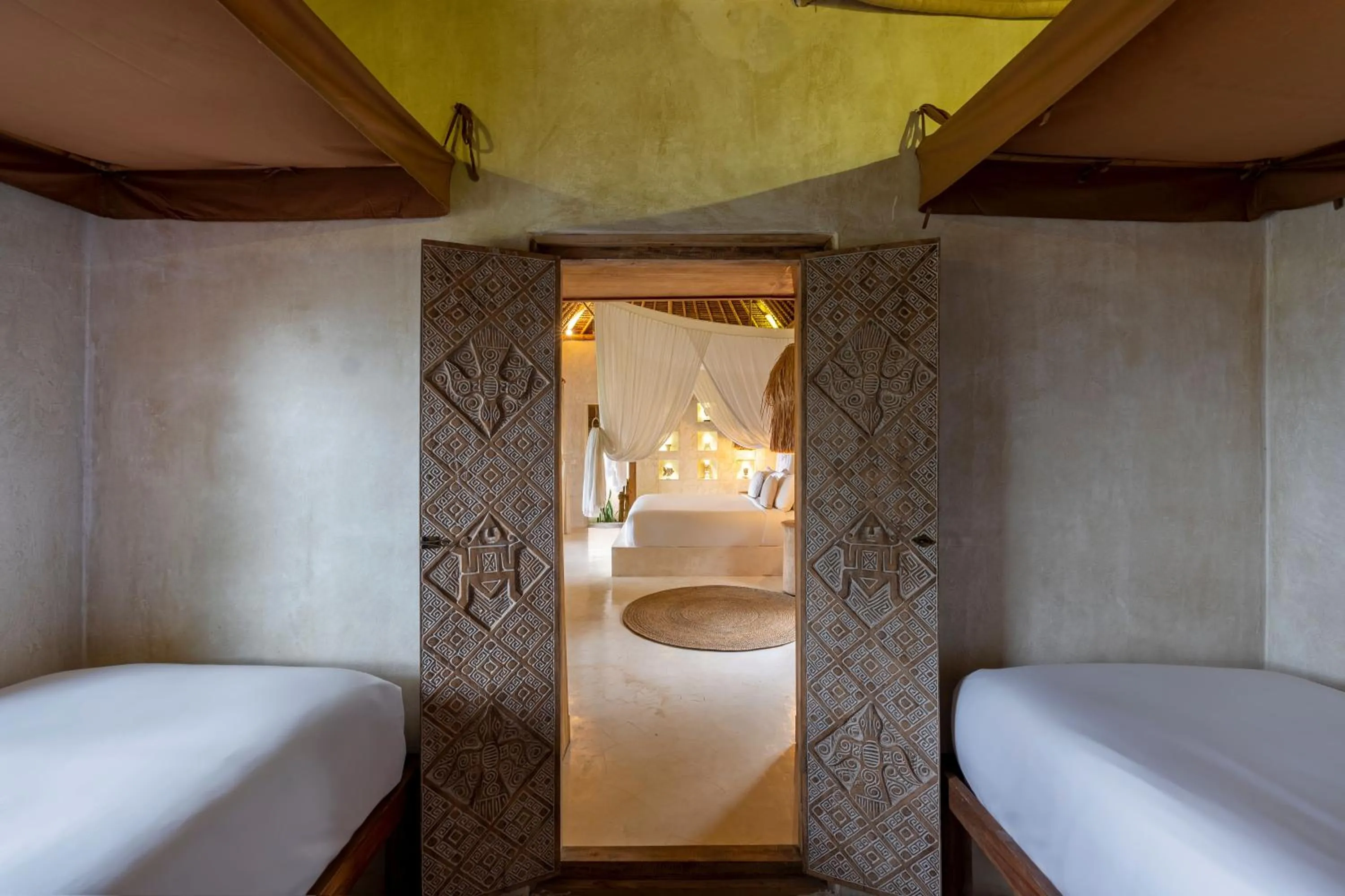 Bed in MATHIS Lodge Amed