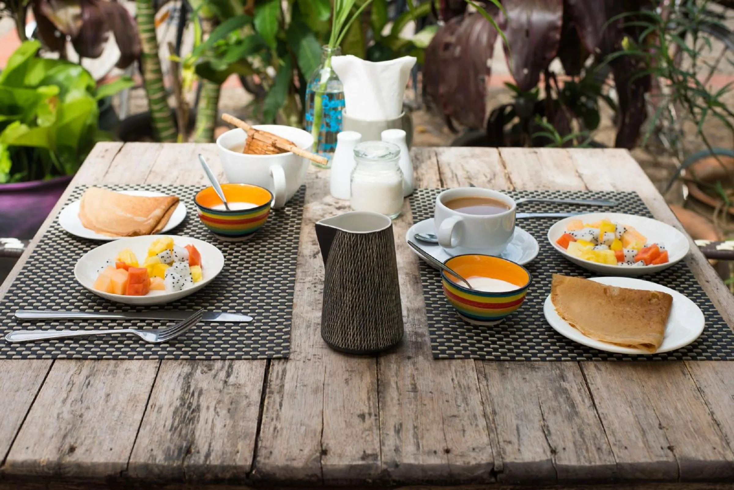 Continental breakfast in Cold River