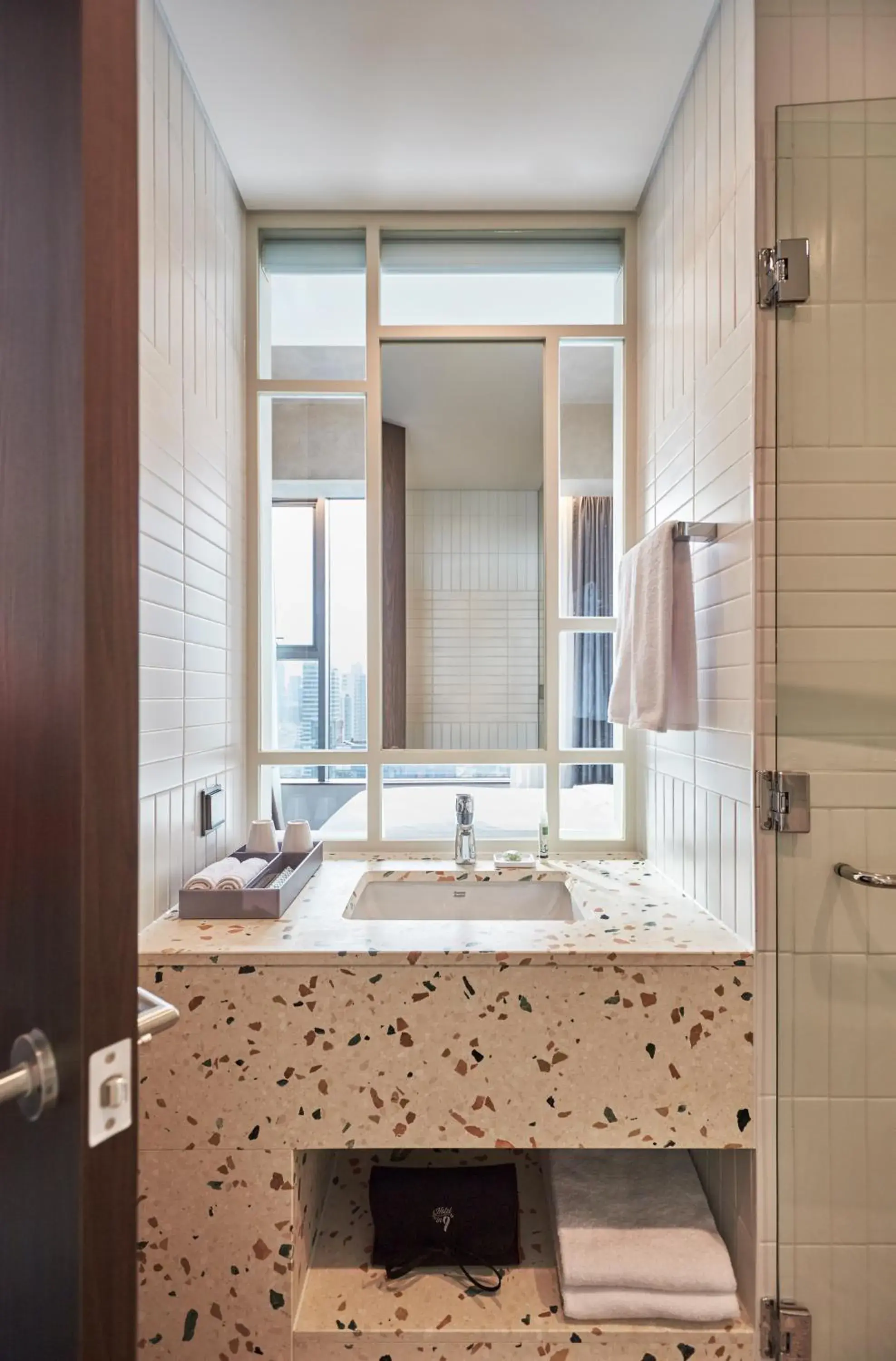 Double Room (High floor assigned) in HOTEL in 9 Gangnam Double Room (High floor assigned) in HOTEL in 9 Gangnam