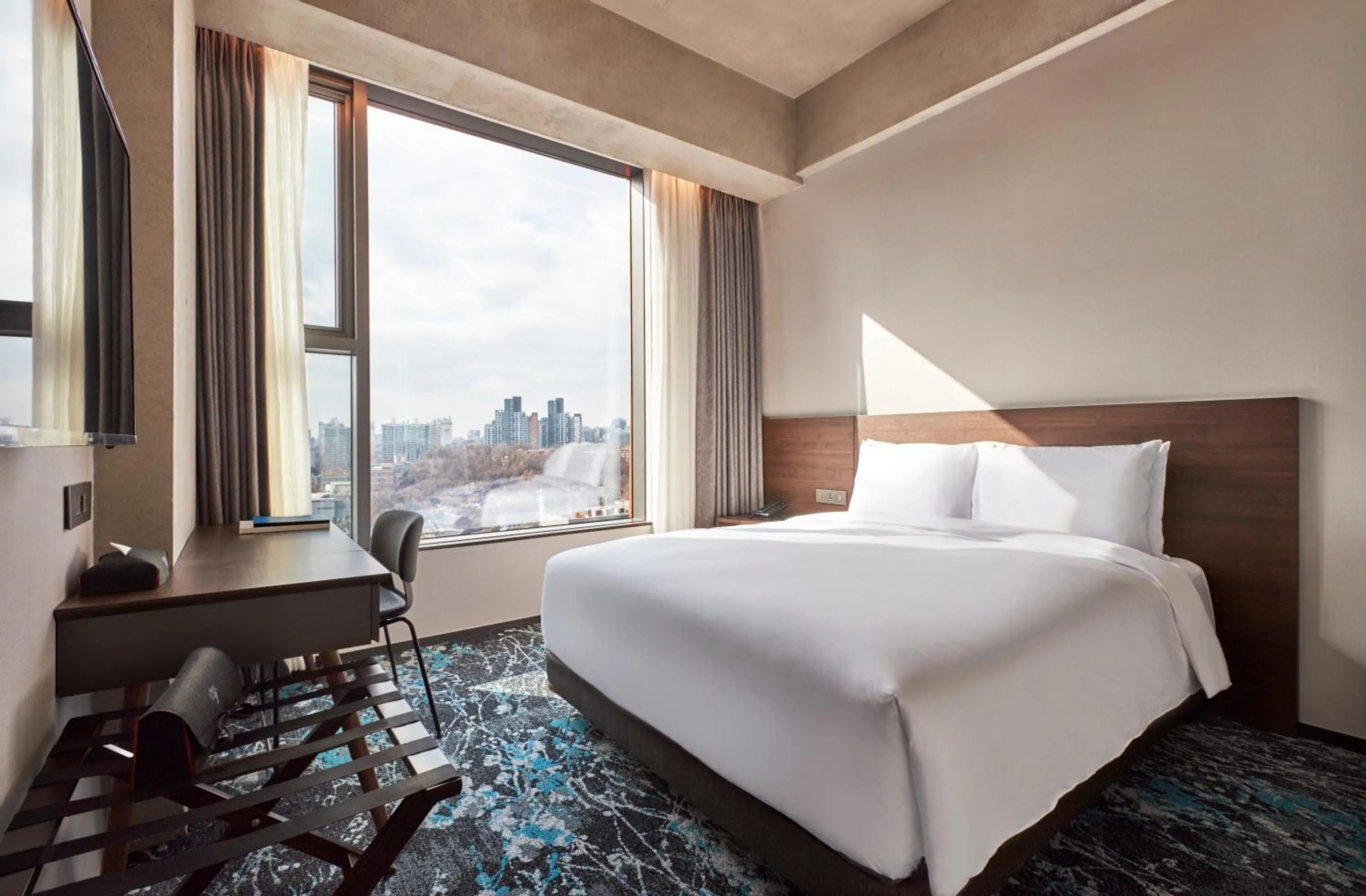 hair dresser, Bed in HOTEL in 9 Gangnam