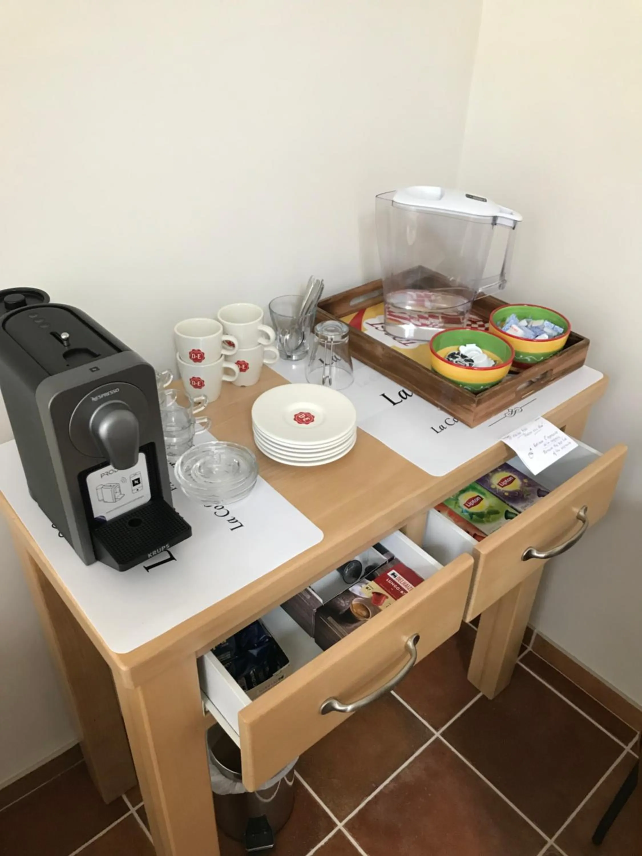 Food and drinks in B&B Au Coeur de Villers