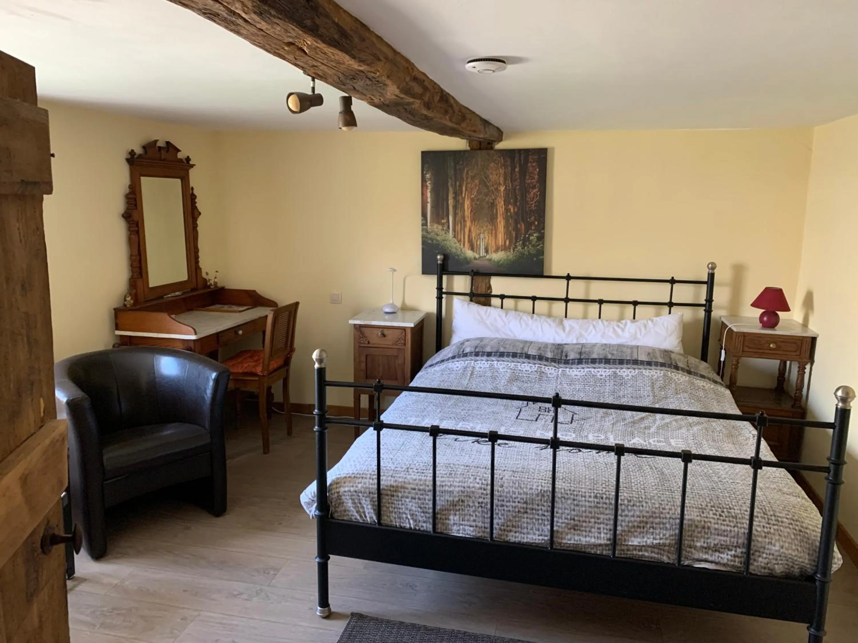 Bed in B&B Au Coeur de Villers