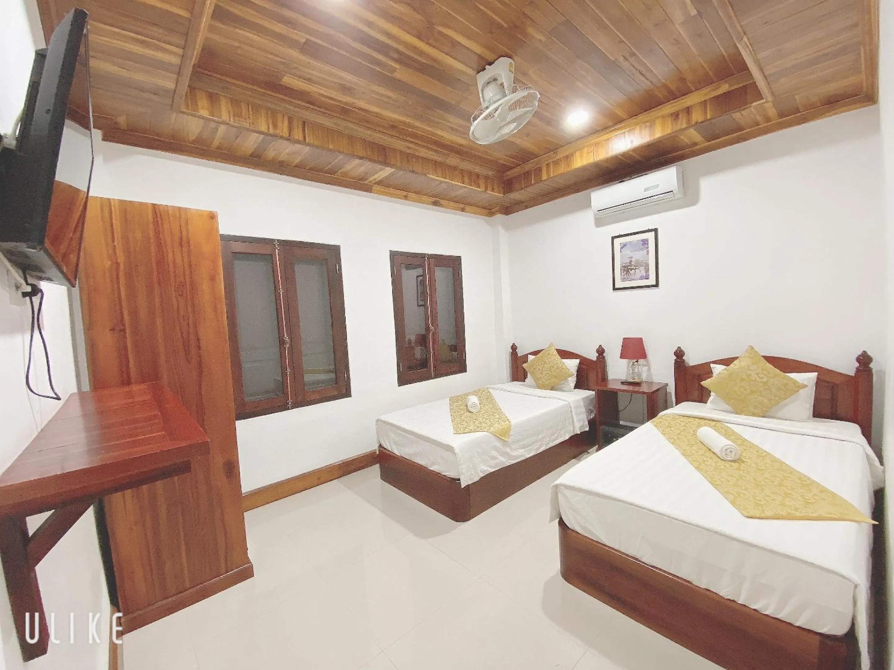 Photo of the whole room, Bed in Elephant Boutique Hotel