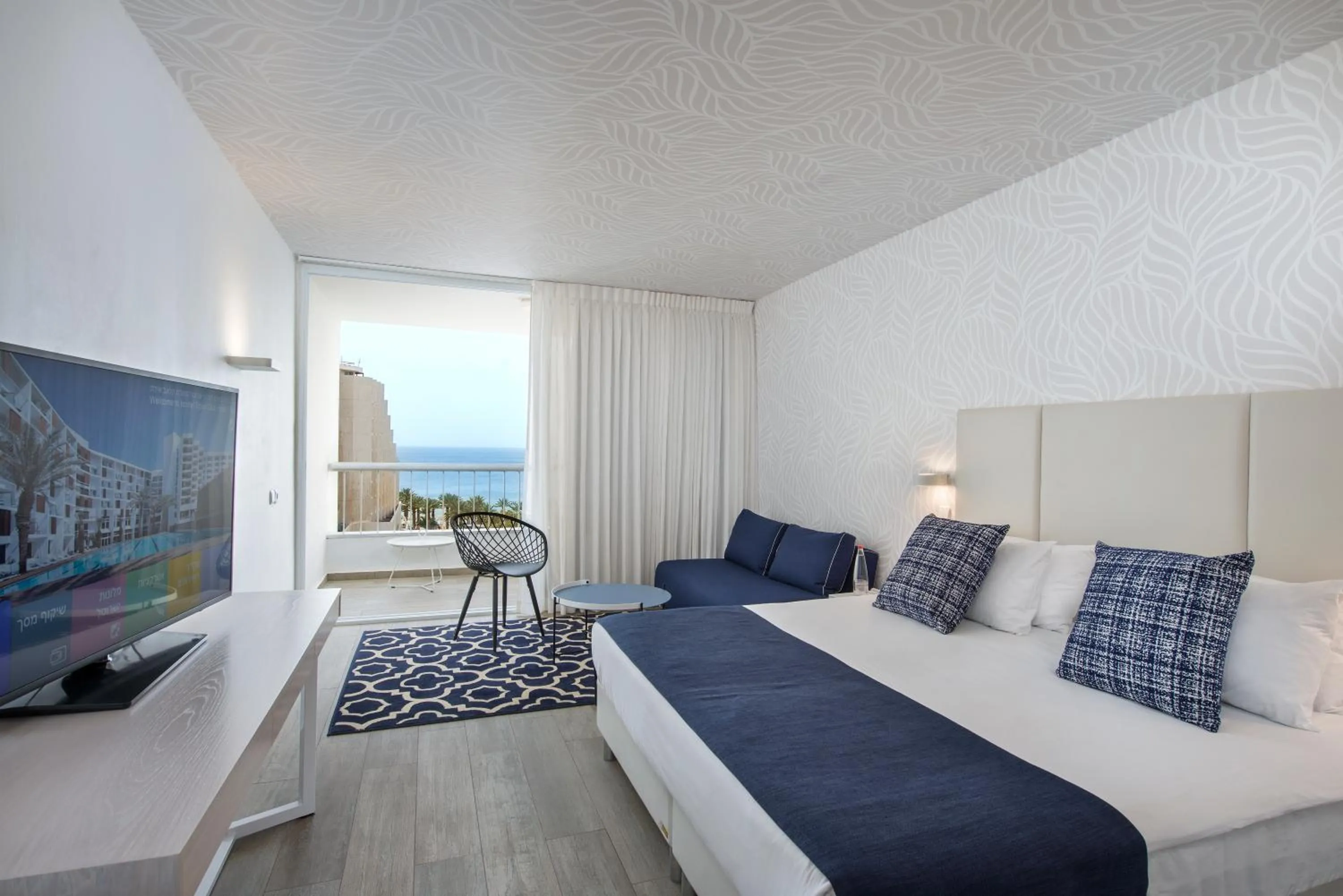 Photo of the whole room, Bed in Sport Club by Isrotel Collection