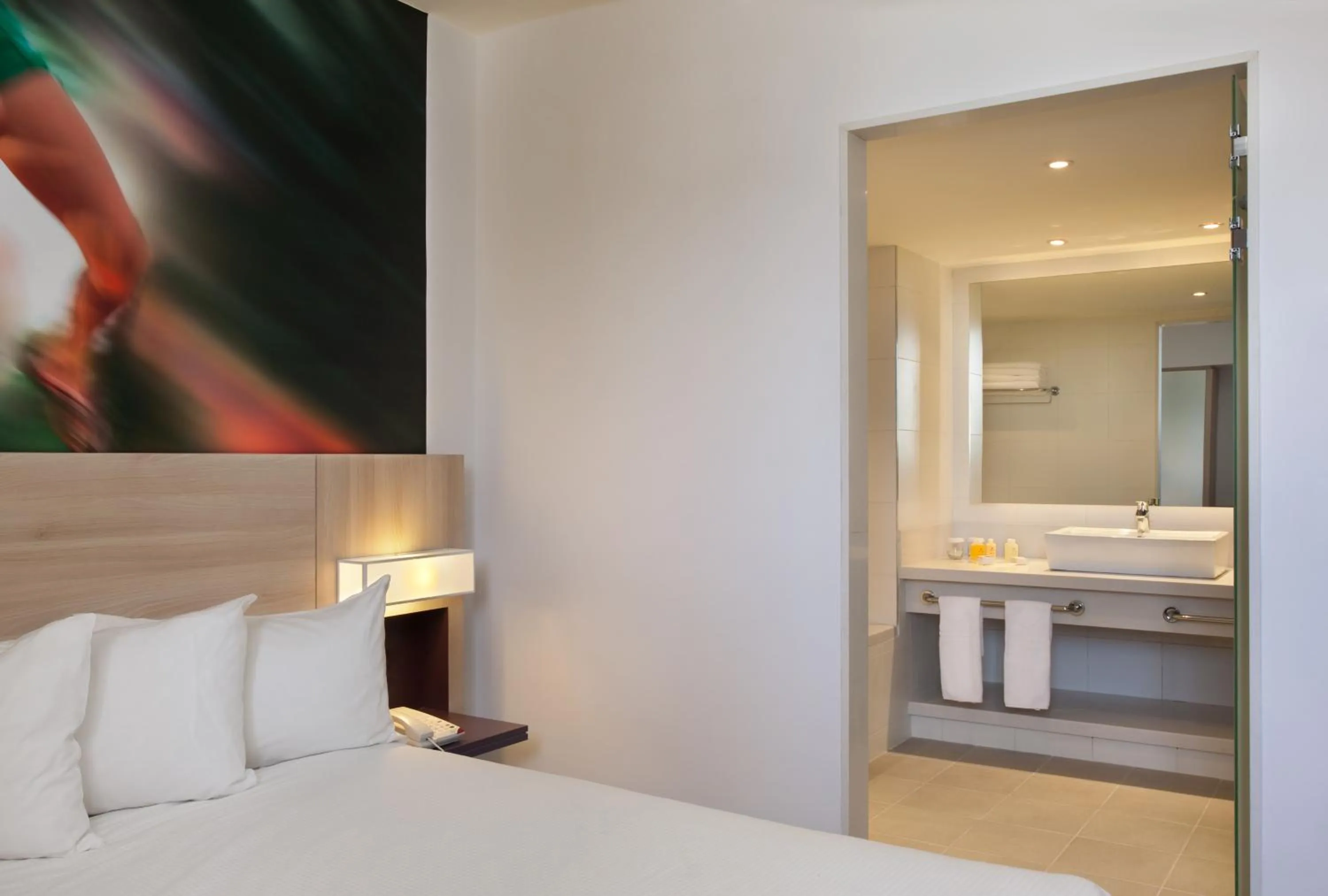 Area and facilities, Bed in Sport Club by Isrotel Collection