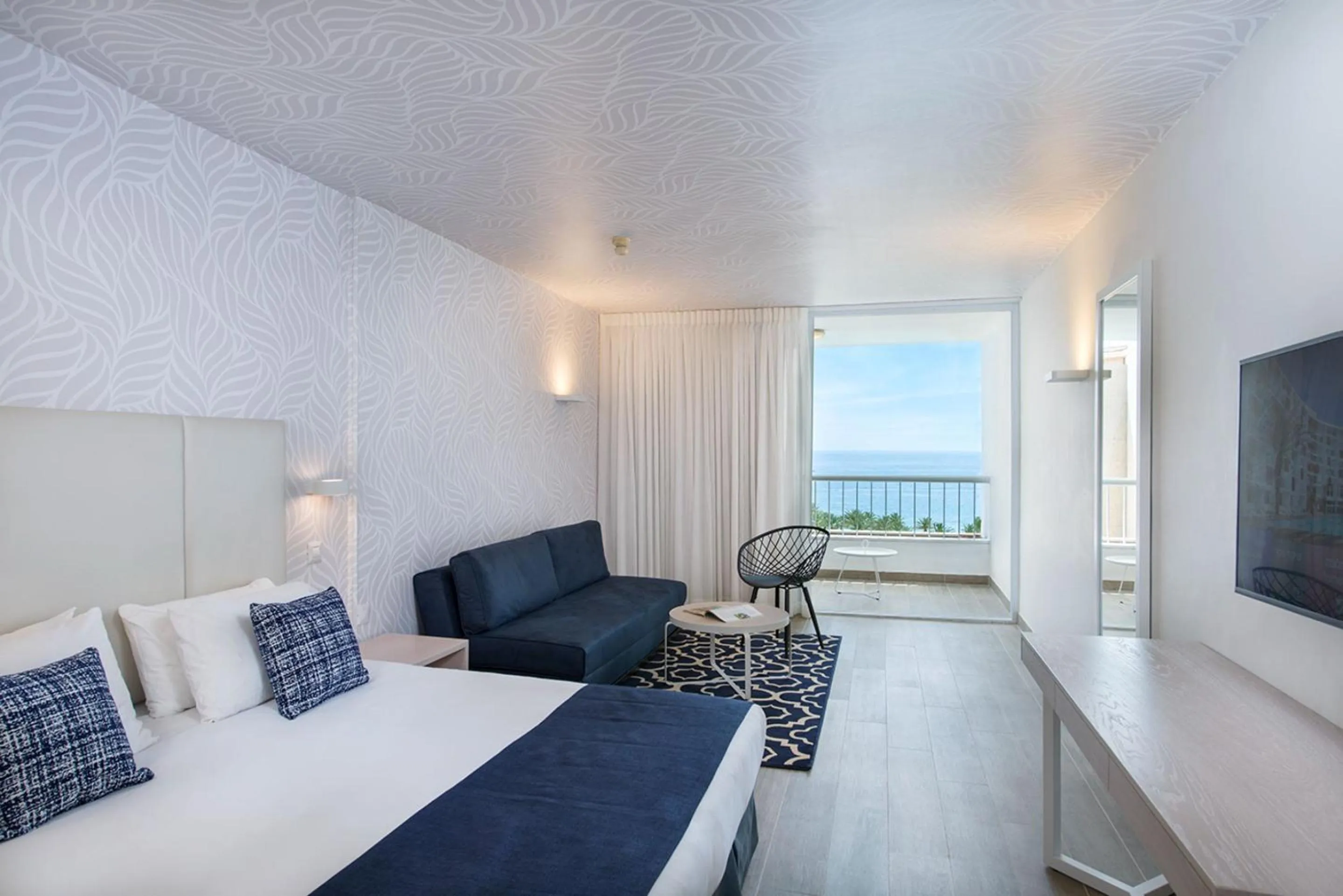 Photo of the whole room, Bed in Sport Club by Isrotel Collection