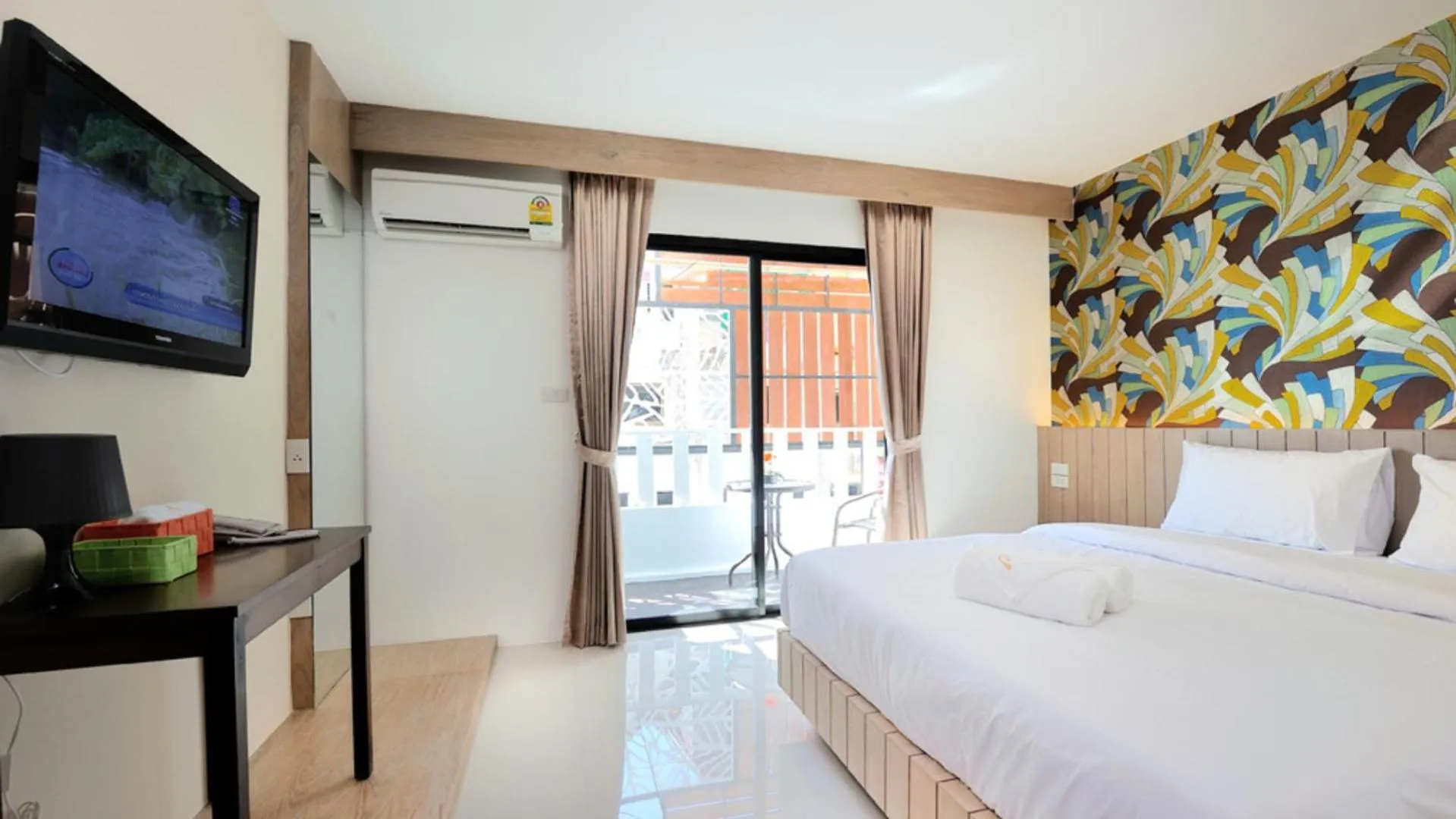 TV and multimedia, Bed in The Chilli by Golden Ray