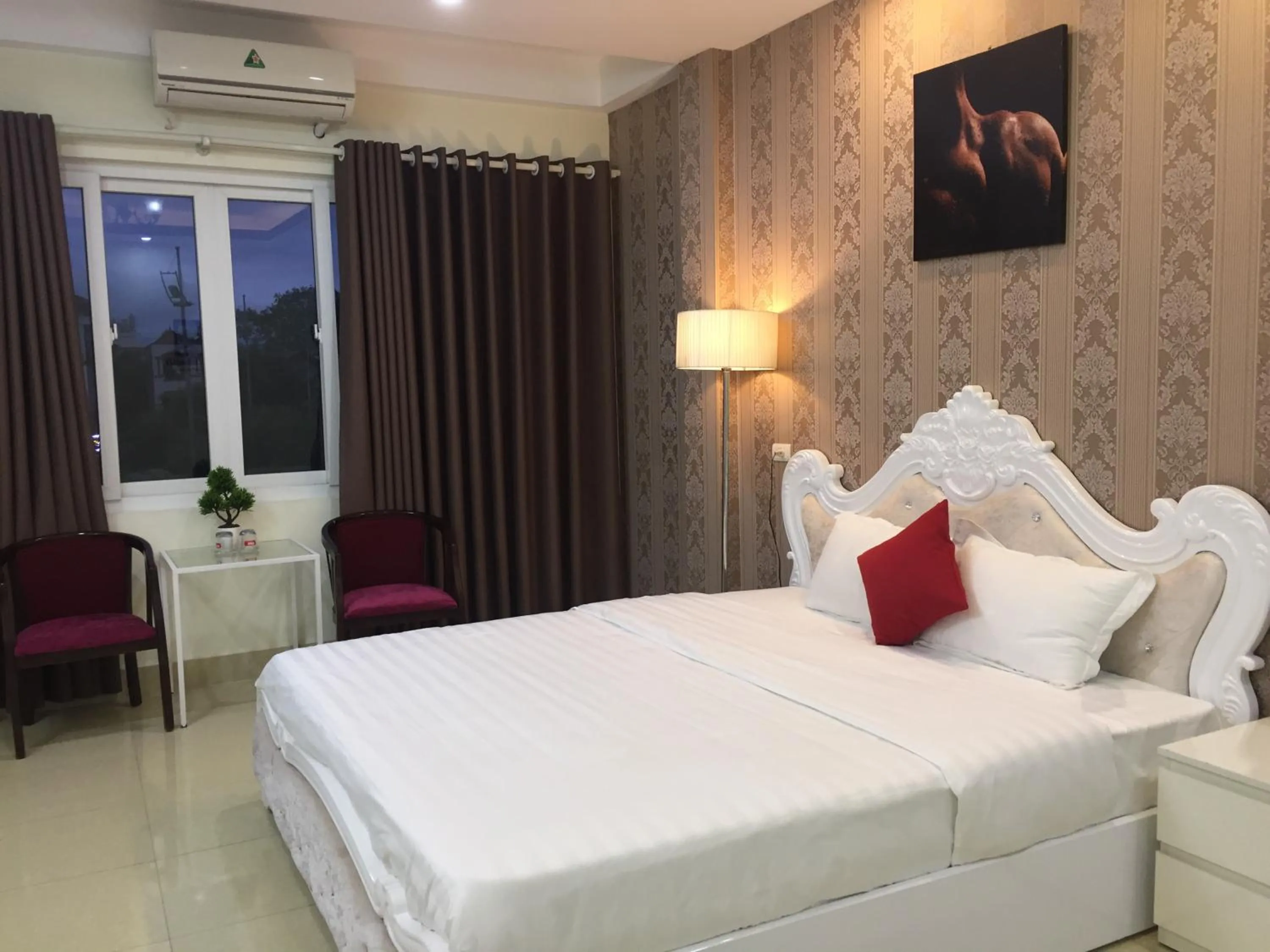 Bed in HD Hotel Nội Bài