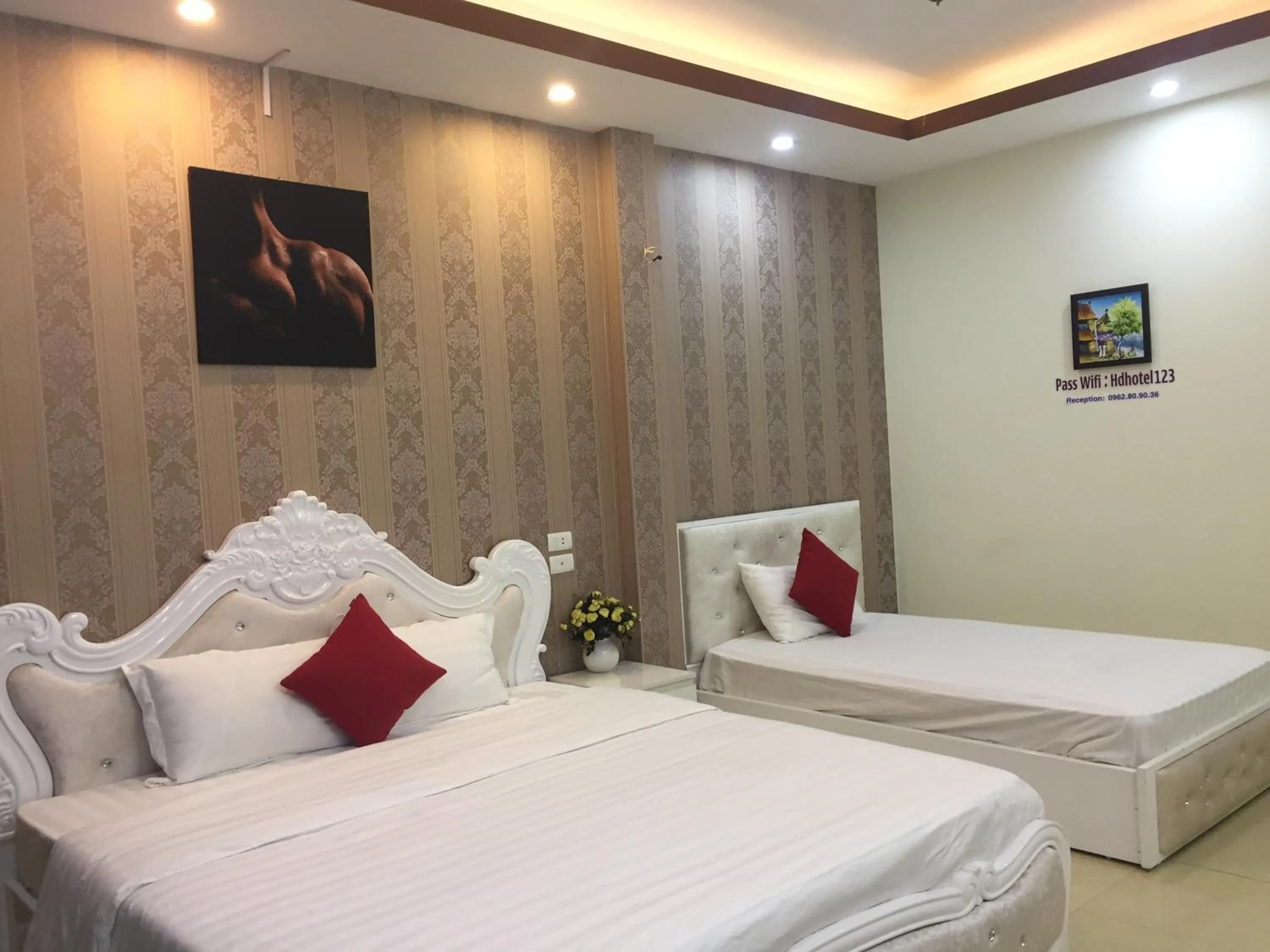 Bed in HD Hotel Nội Bài