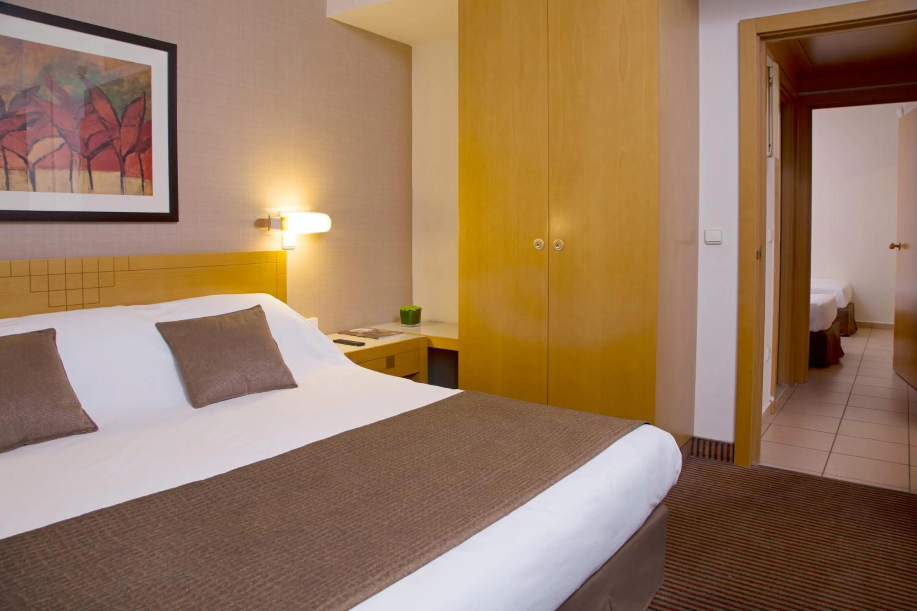 Bed in Royal Garden by Isrotel Collection