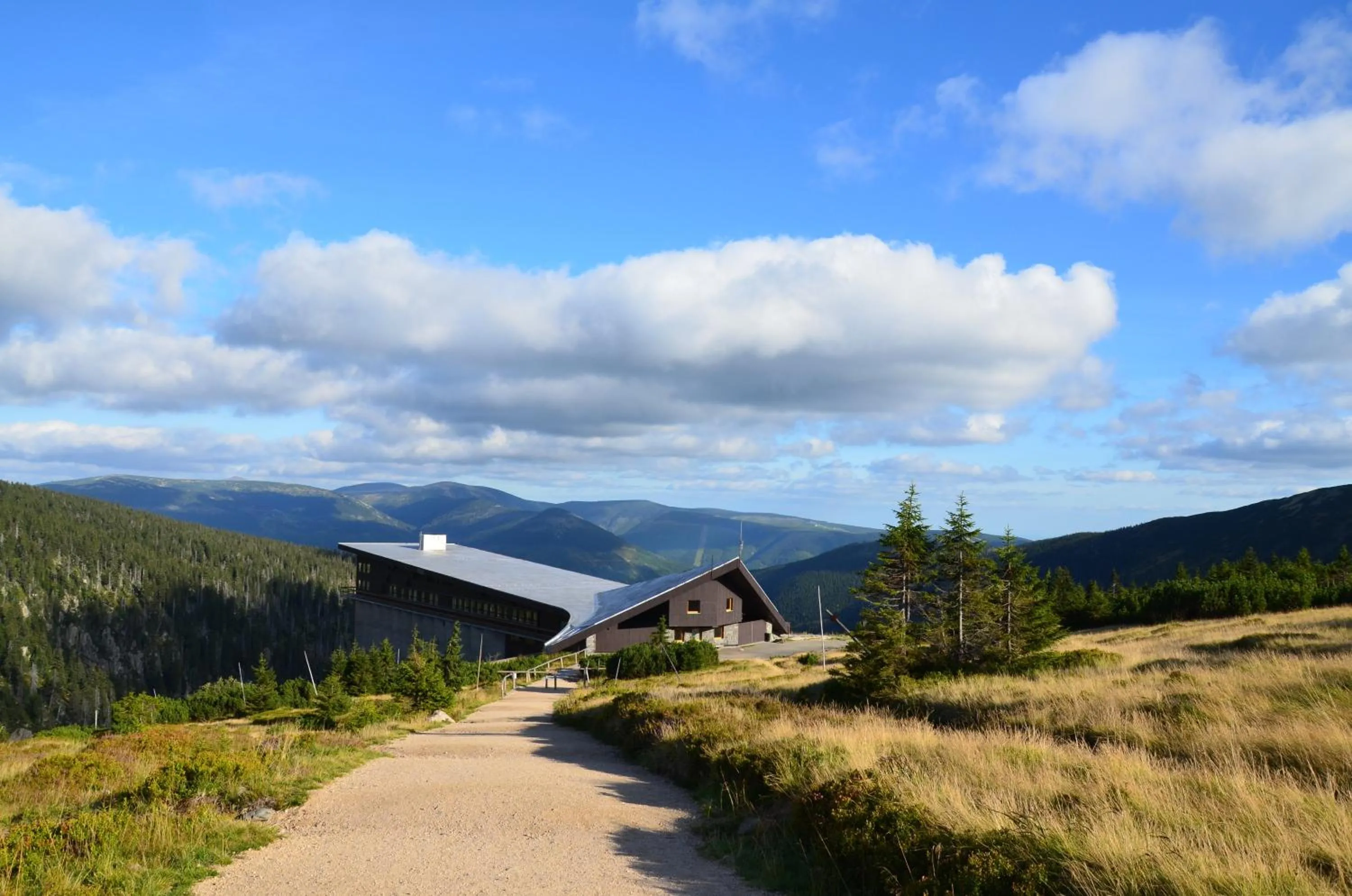 Area and facilities in Hotel Labská bouda