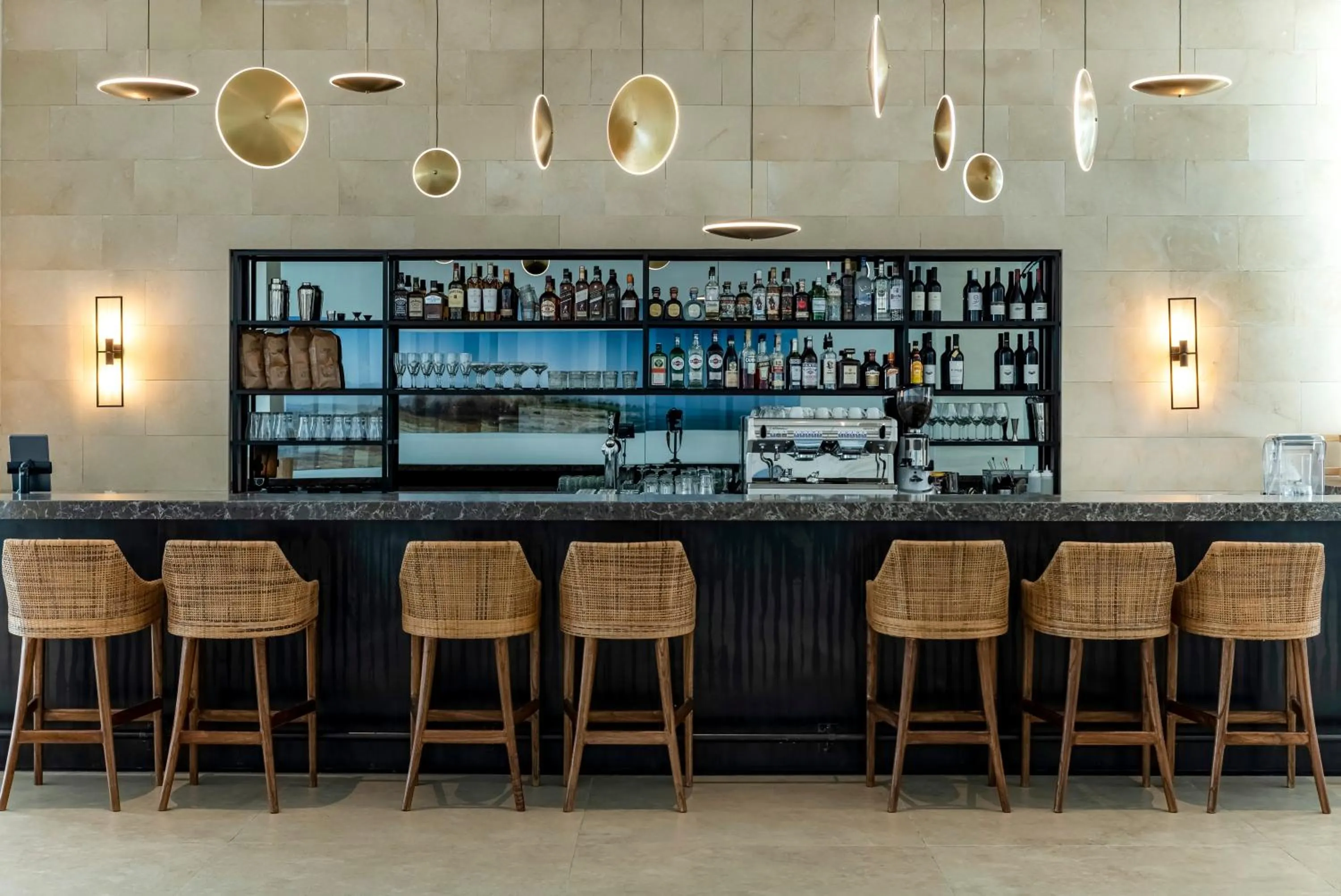 Drinks in Gomeh by Isrotel Design