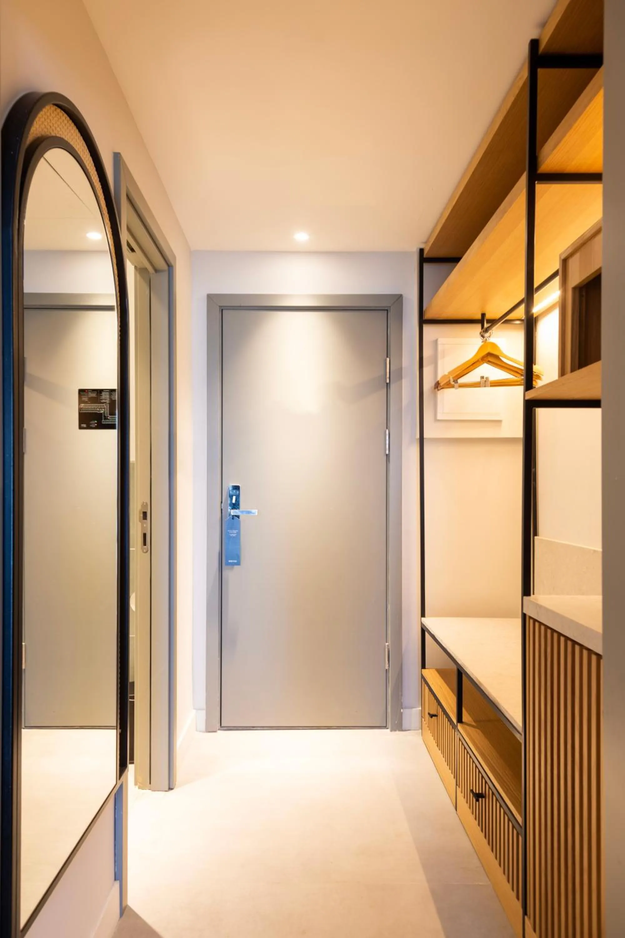 Facade/entrance, Bed in Gomeh by Isrotel Design