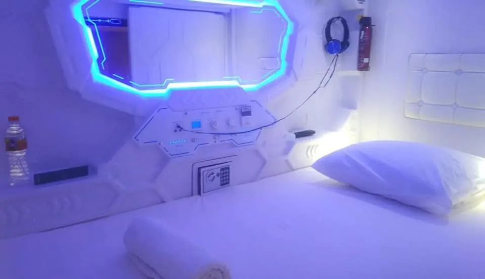 Bedroom, Bed in Hotel Shakti Capsule