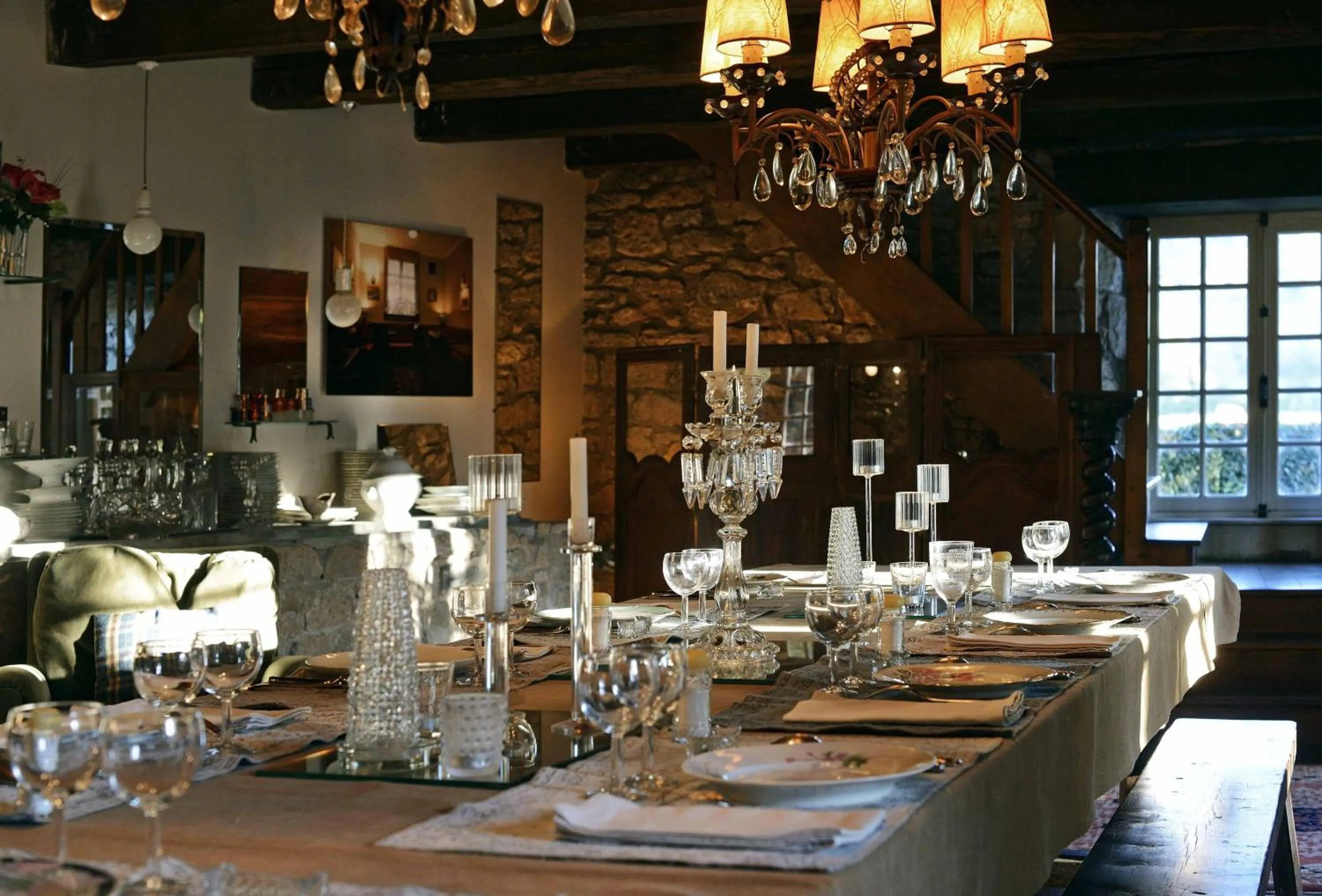 Restaurant/places to eat in Maison d'Hôtes La Singulière