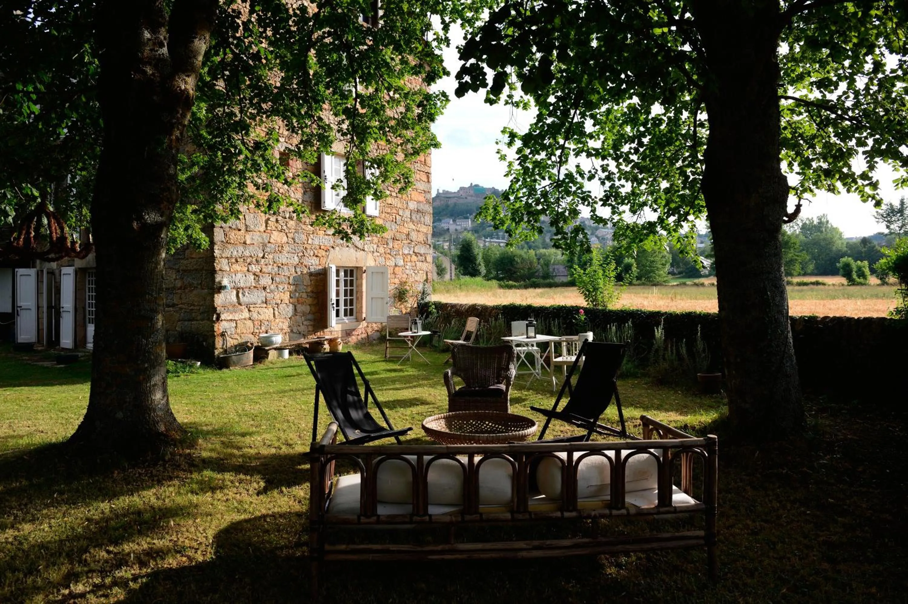 Garden view in Maison d'Hôtes La Singulière