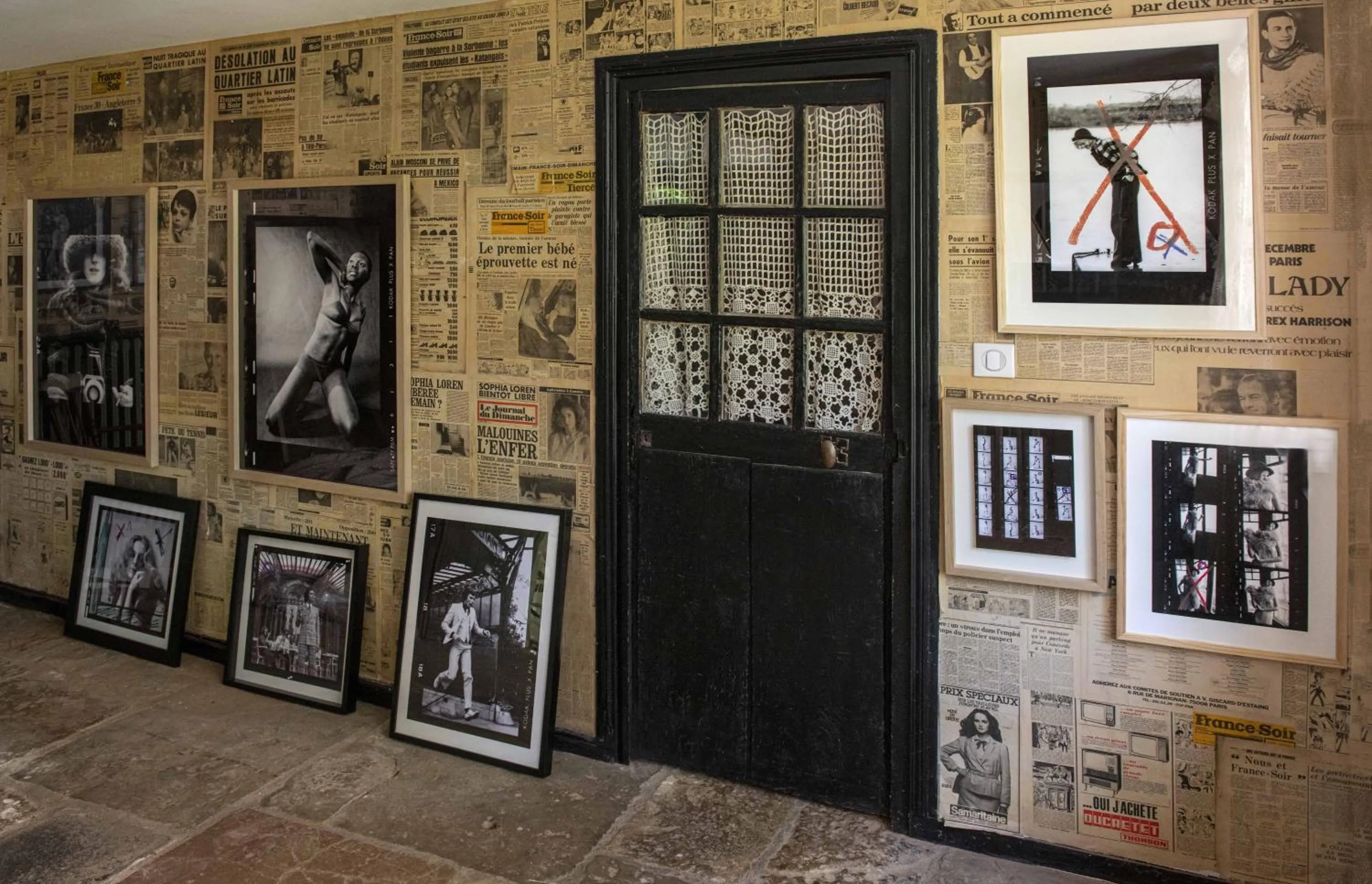 Facade/entrance in Maison d'Hôtes La Singulière