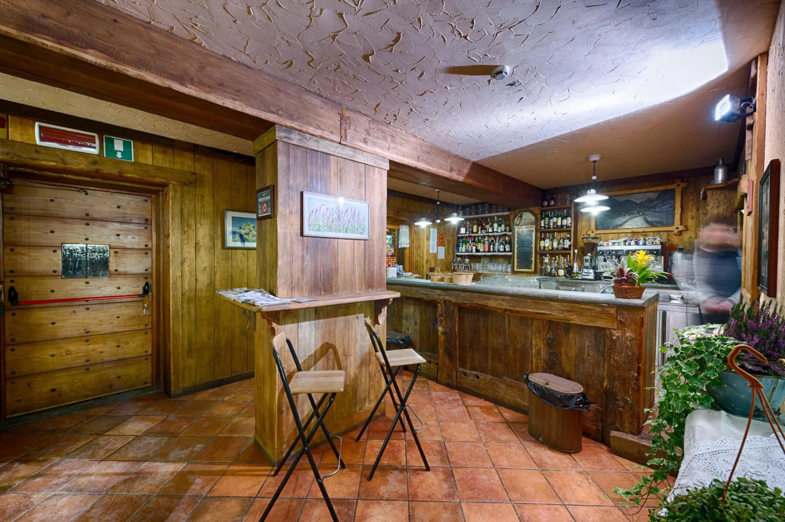 Lounge or bar in Hotel Granta Parey