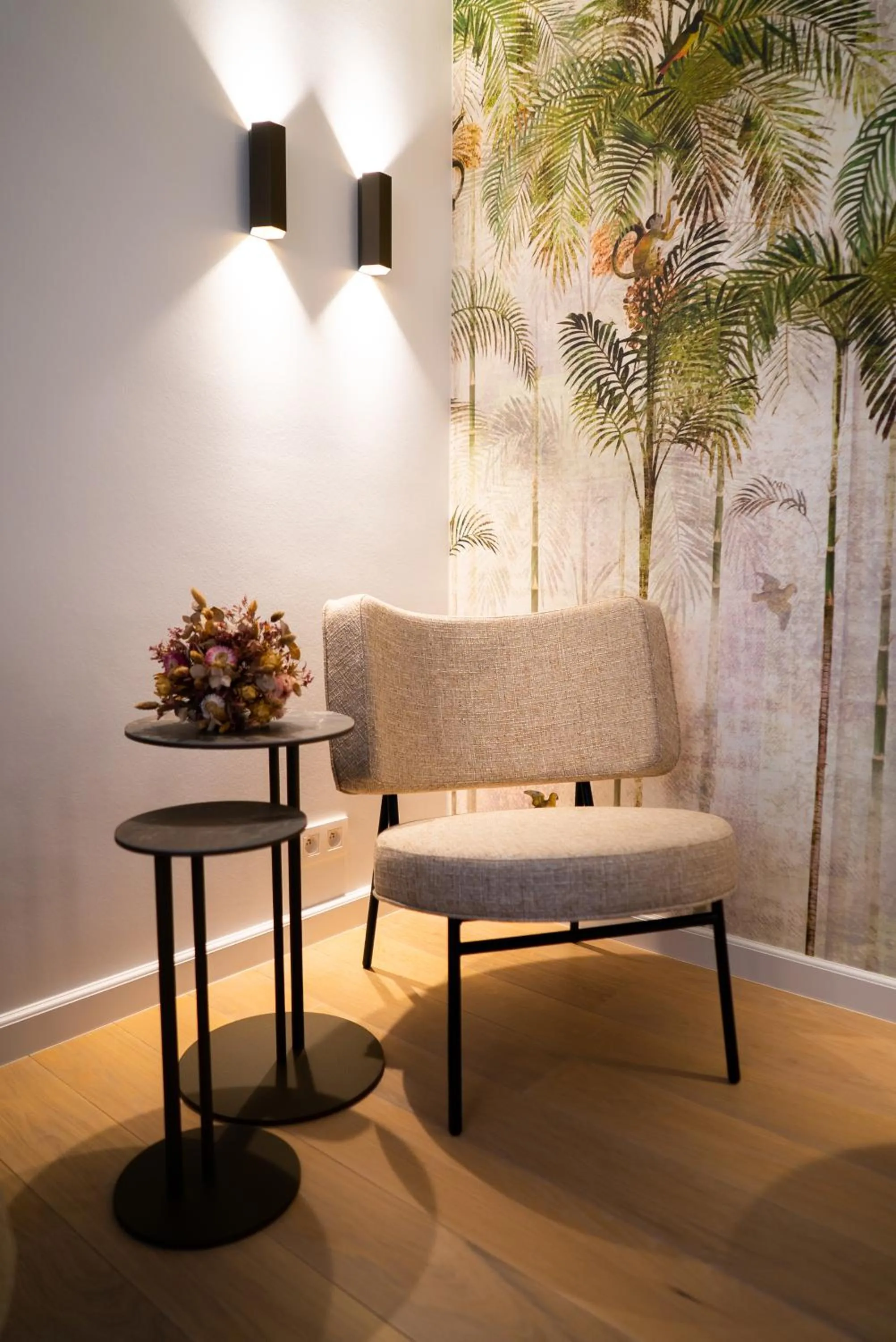 Seating area in Hotel Iris