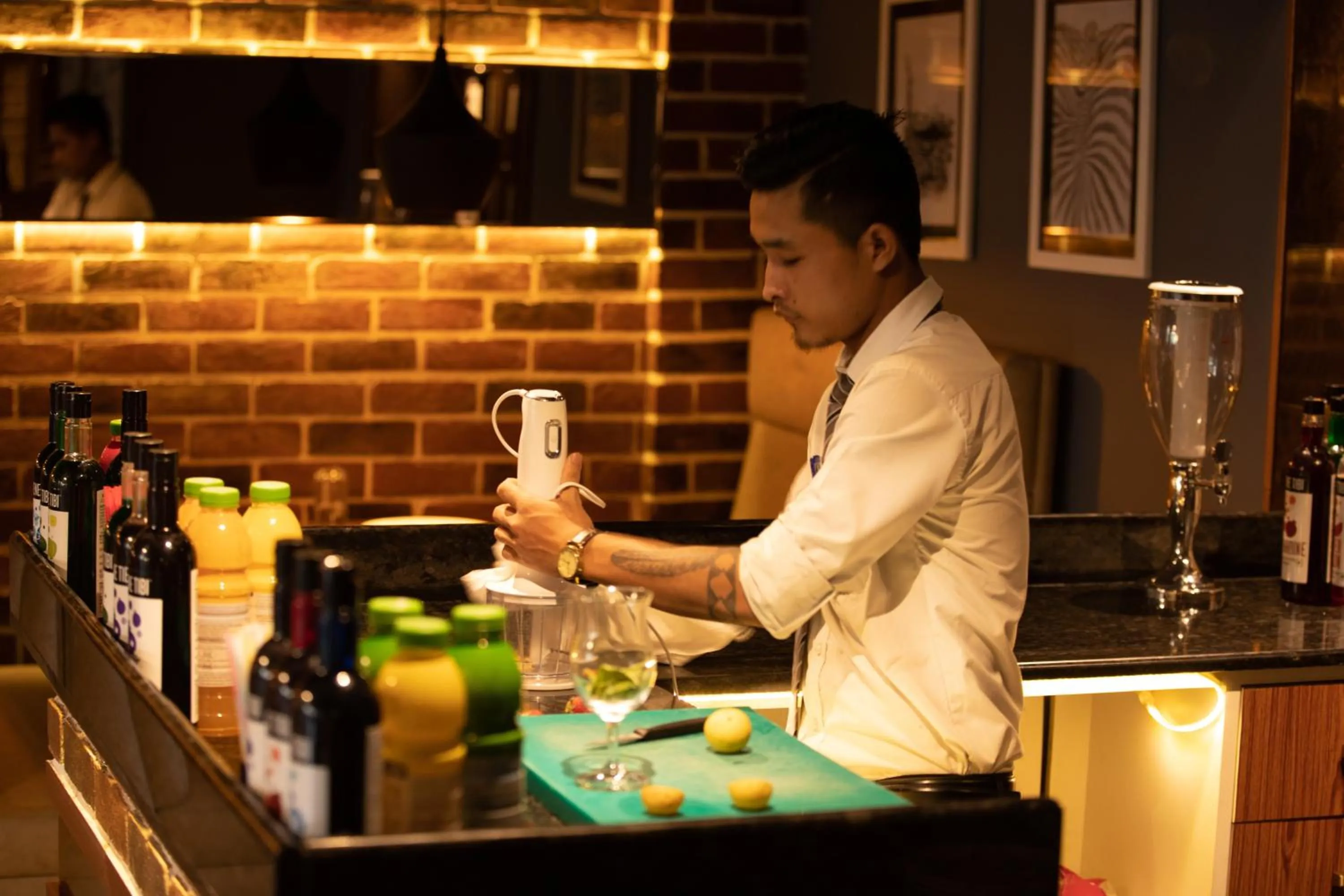 Staff in Hotel Paramos Inn