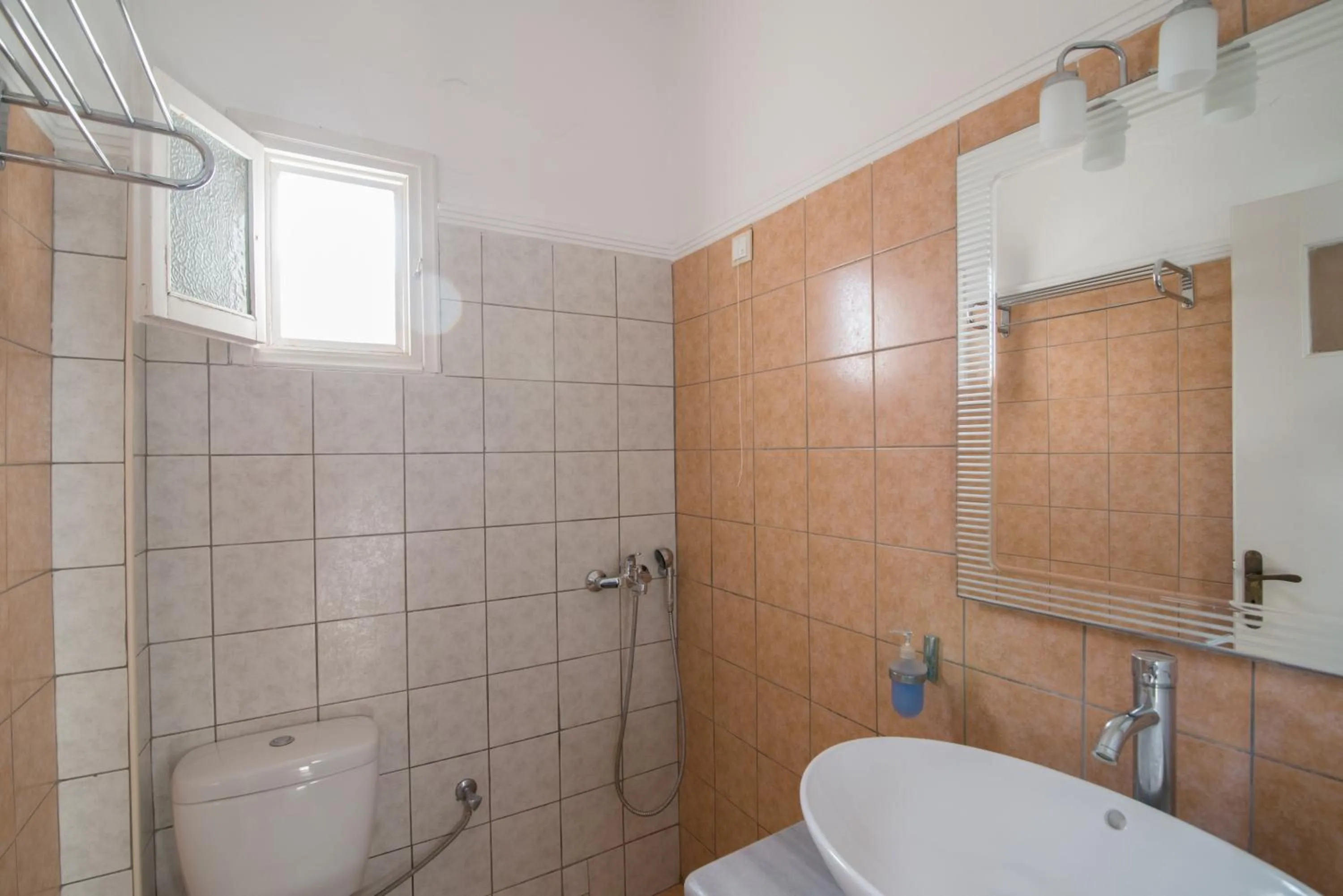 Bathroom in Kamari Blue Boutique Hotel