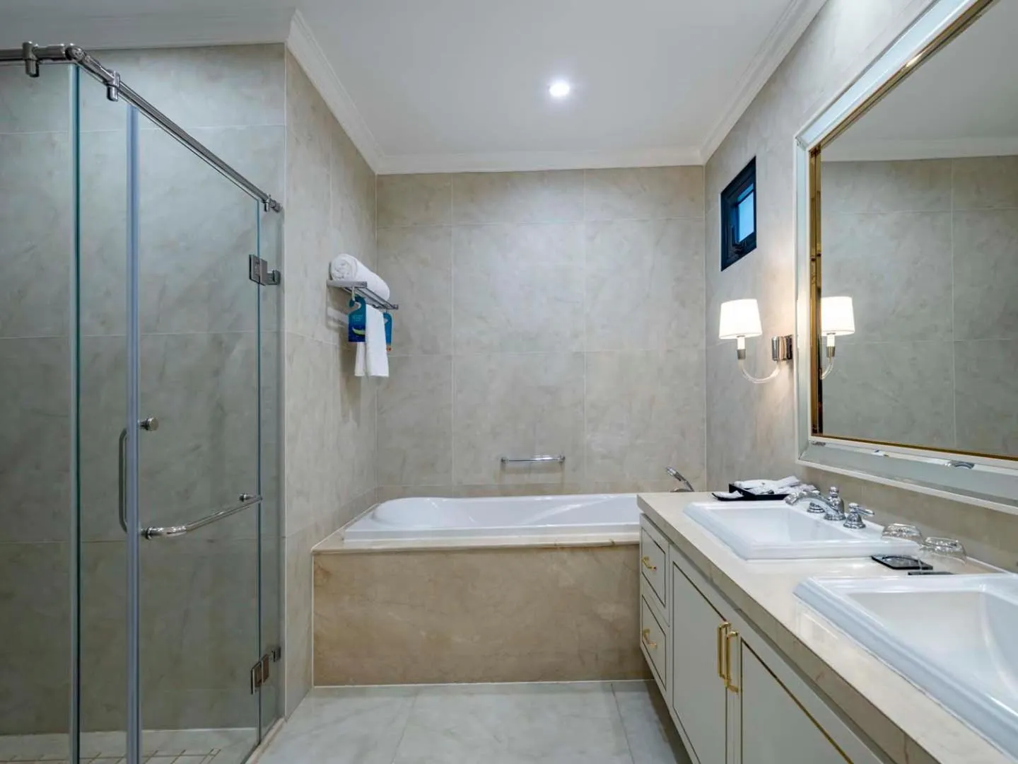 Bathroom in Vinpearl Wonderworld Phu Quoc