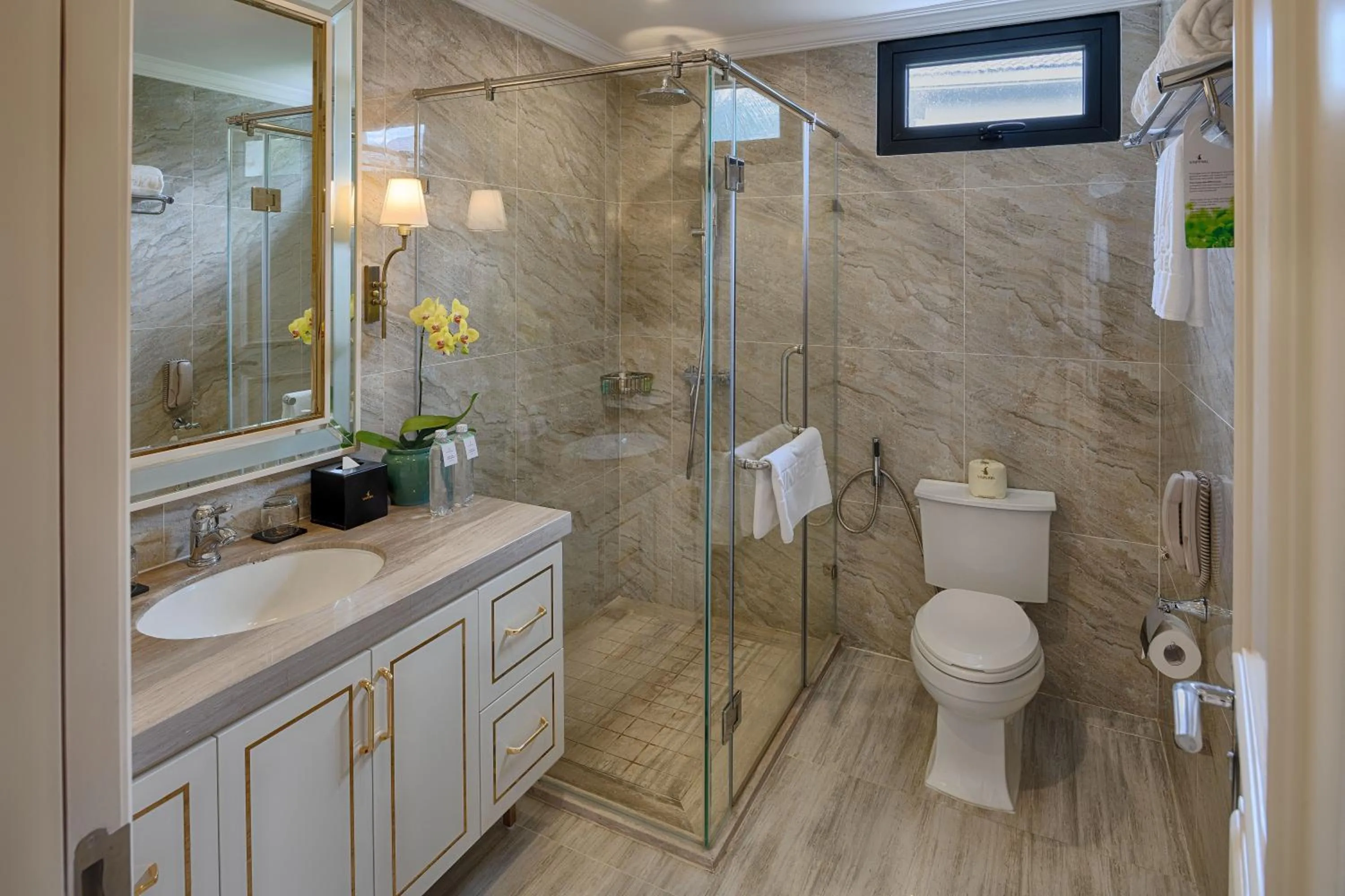 Bathroom in Vinpearl Wonderworld Phu Quoc