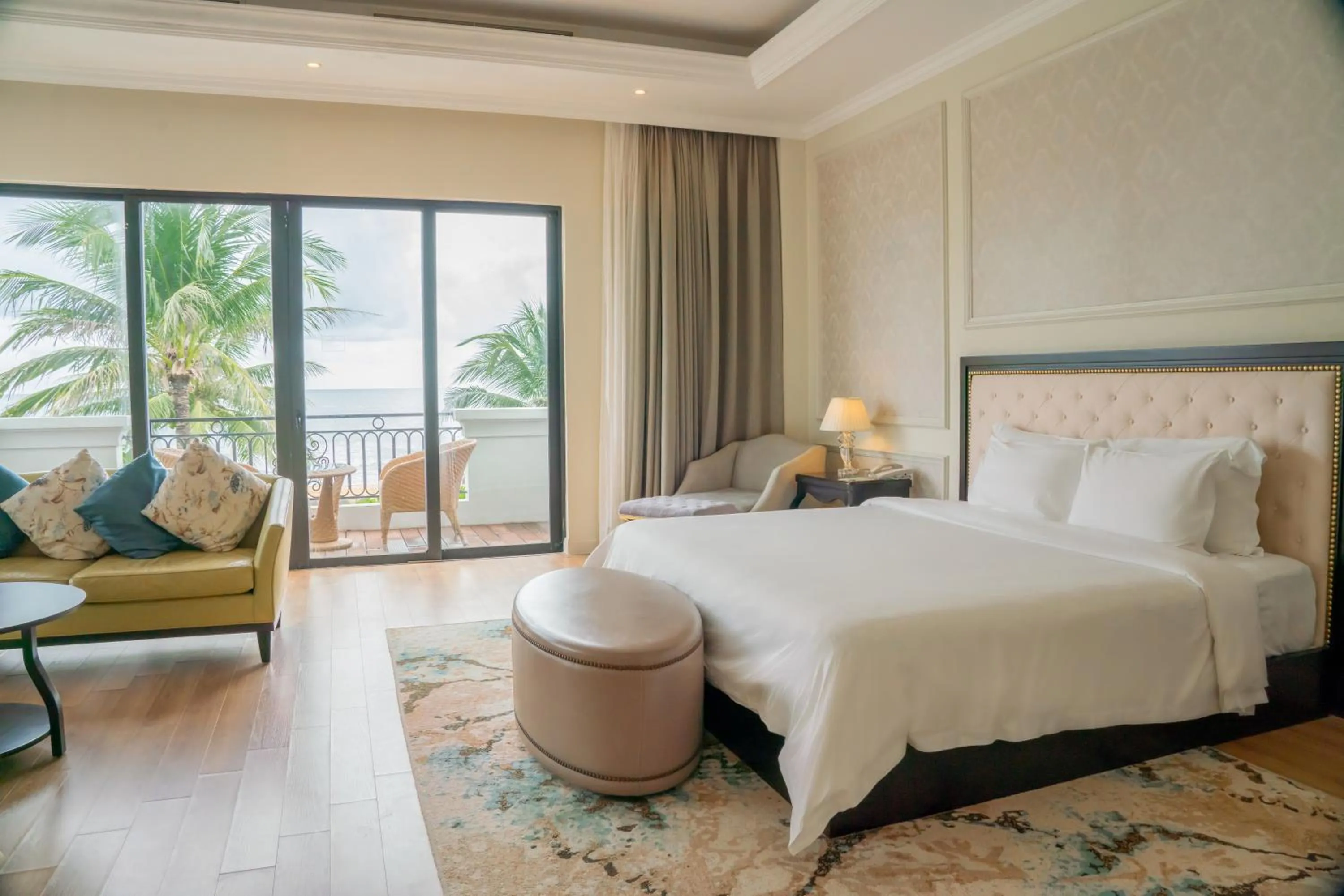 Bedroom, Bed in Vinpearl Wonderworld Phu Quoc