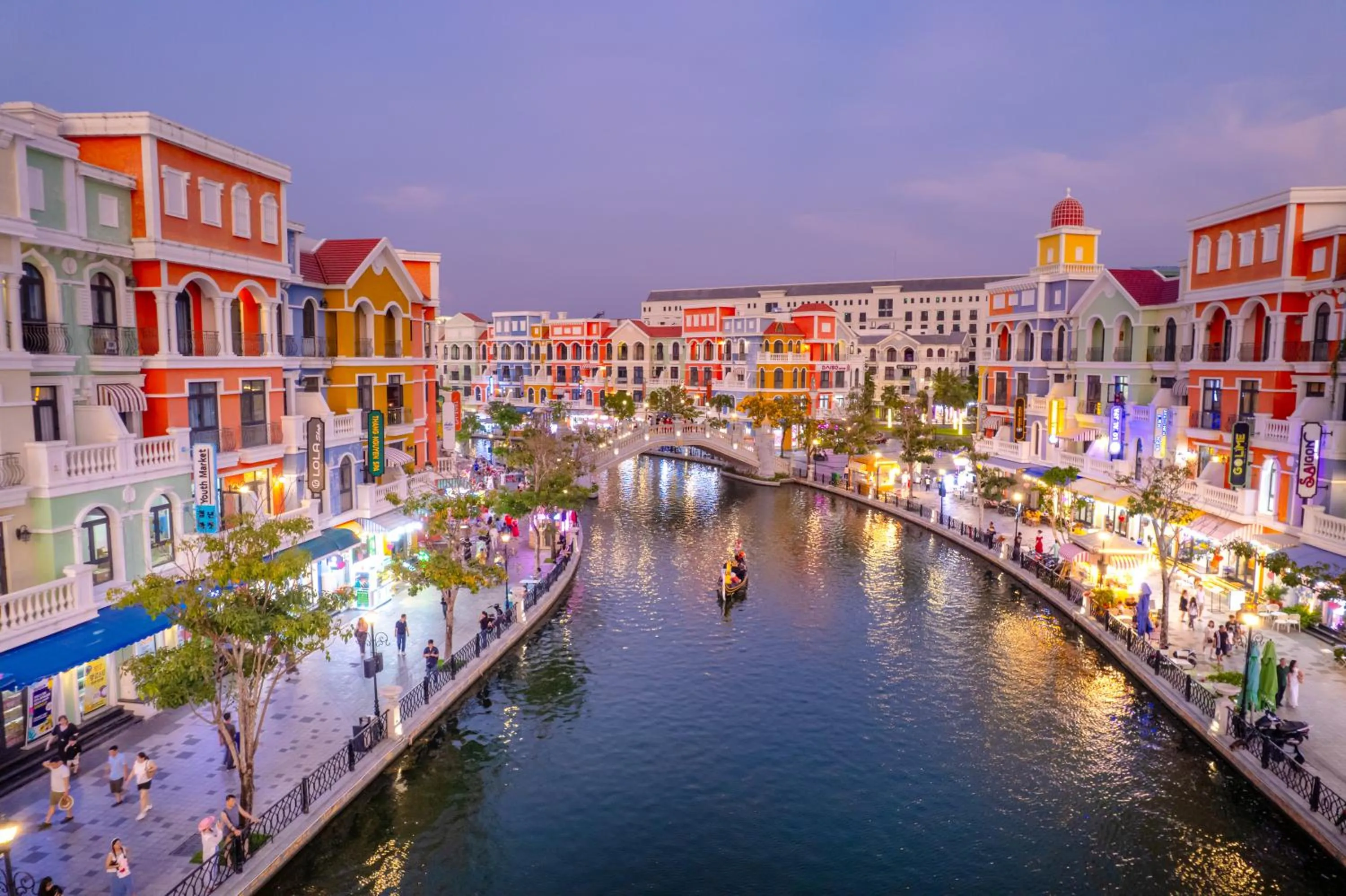 Entertainment in Vinpearl Wonderworld Phu Quoc