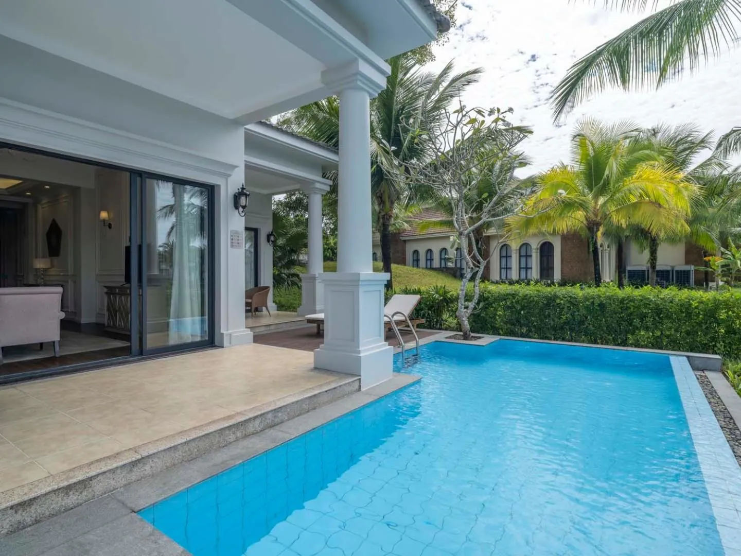 Swimming pool in Vinpearl Wonderworld Phu Quoc