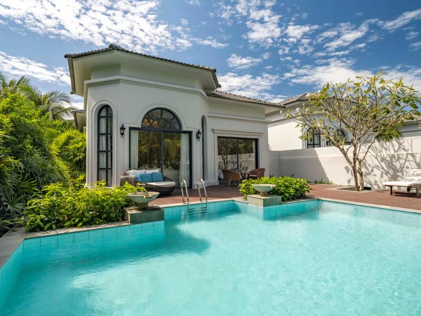 Swimming pool in Vinpearl Wonderworld Phu Quoc