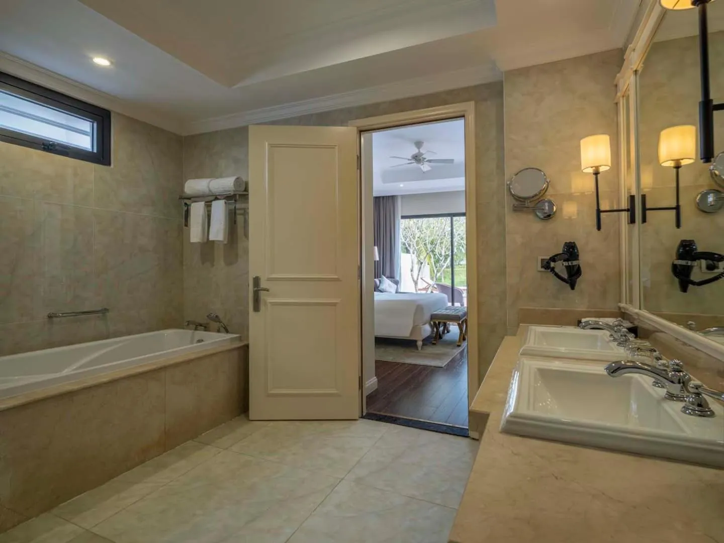Bathroom in Vinpearl Wonderworld Phu Quoc