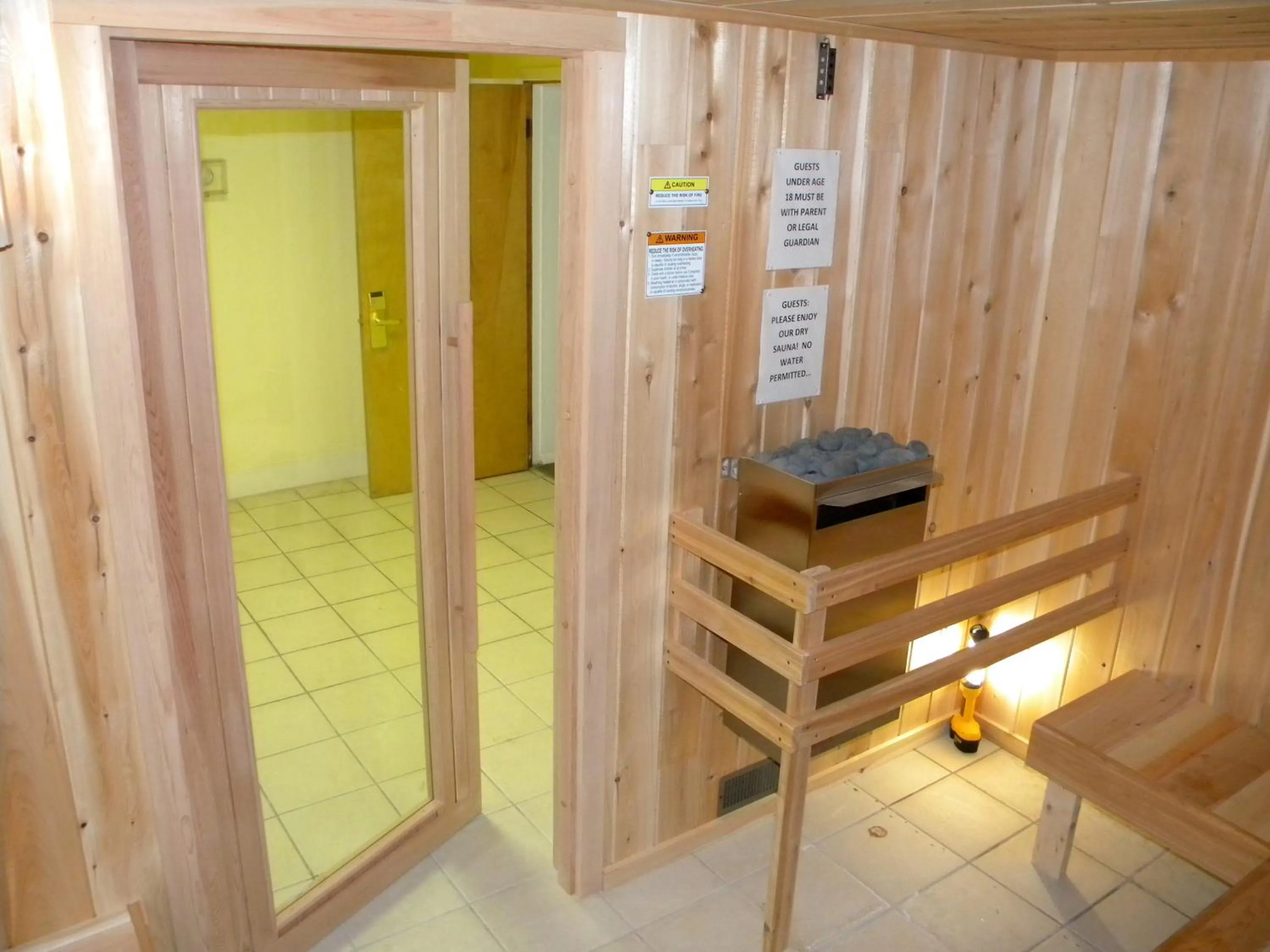 Sauna in Baxter Park Inn