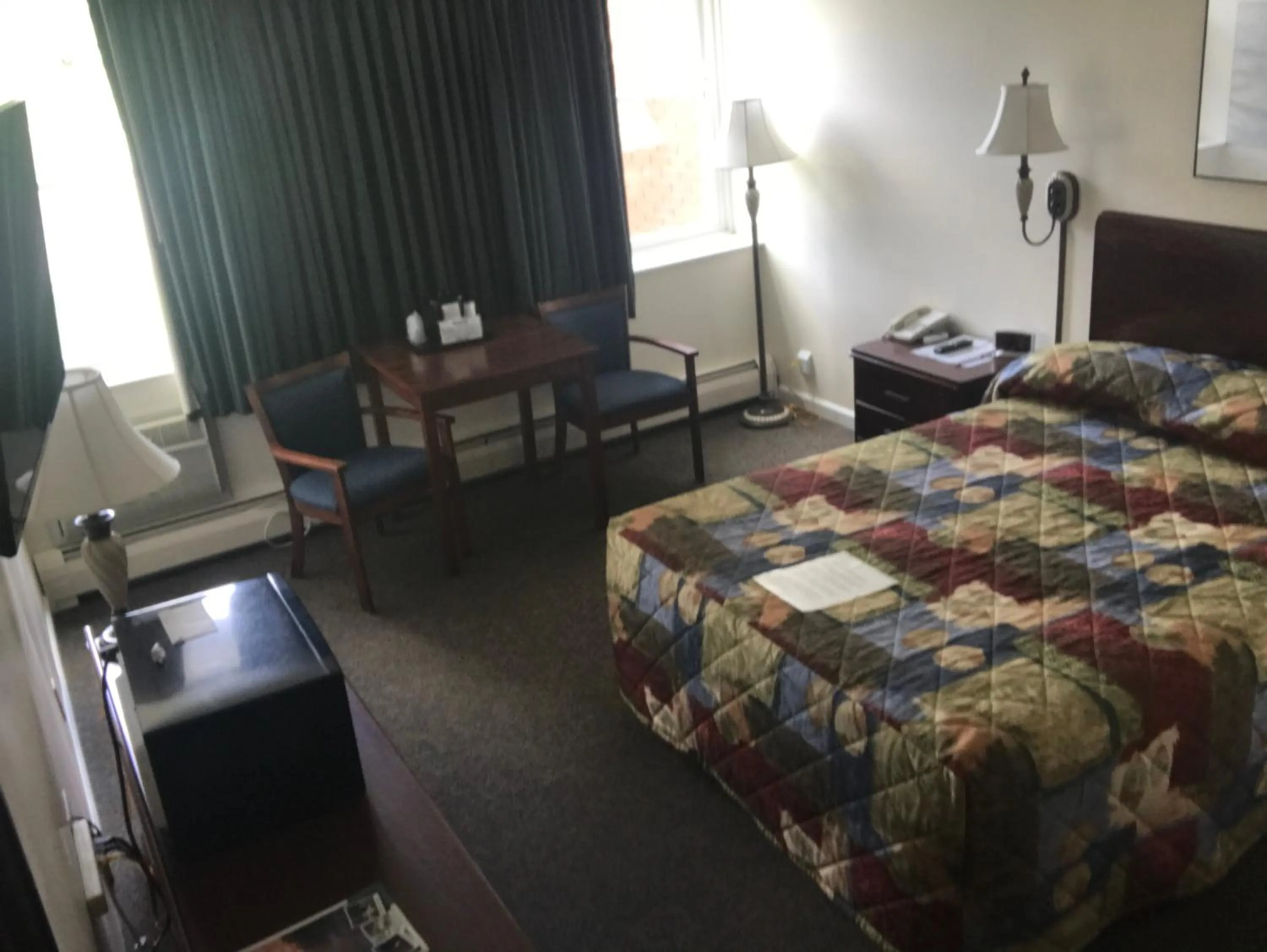 Bed in Baxter Park Inn