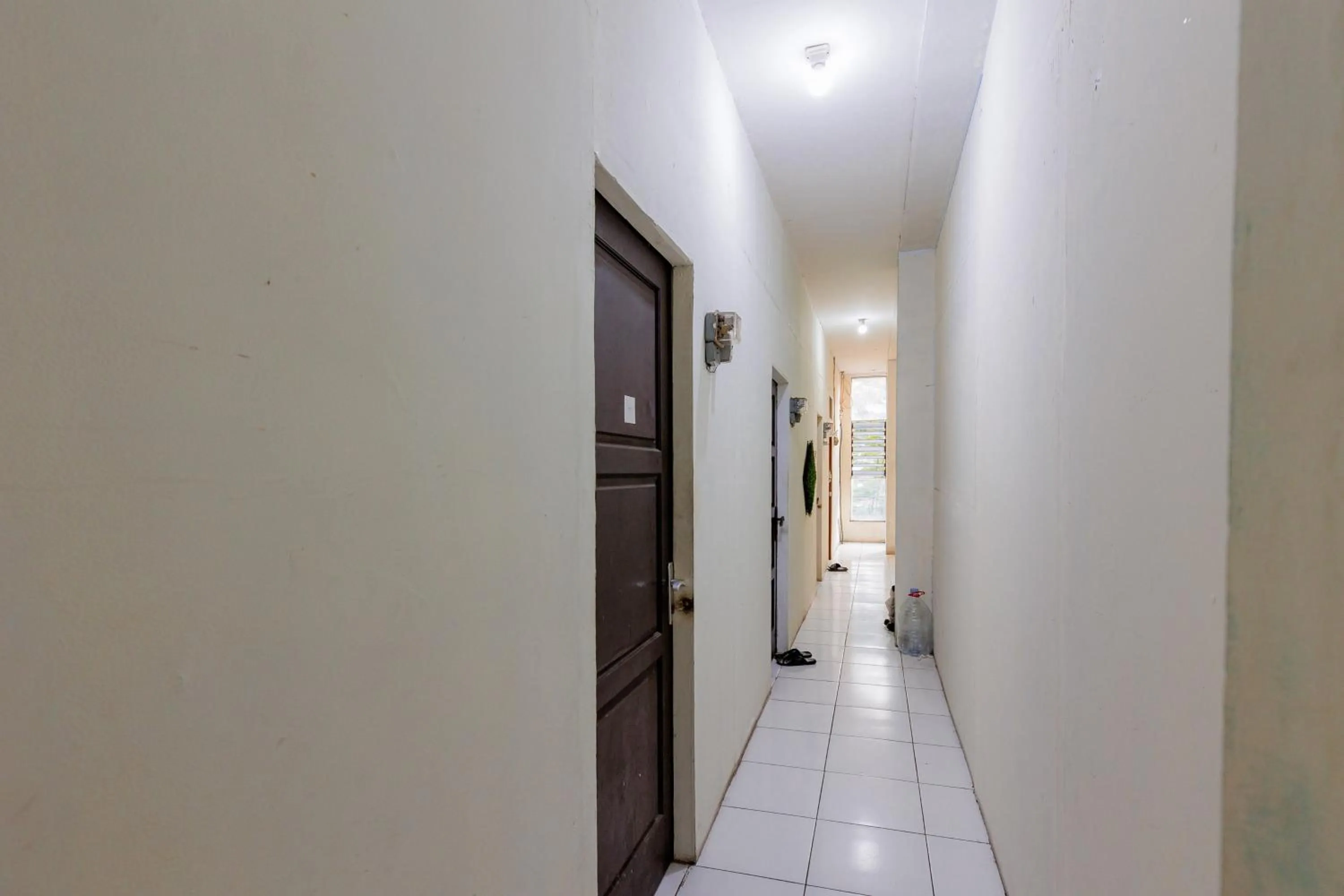 Property building in RedDoorz near Esa Unggul University Jakarta Campus