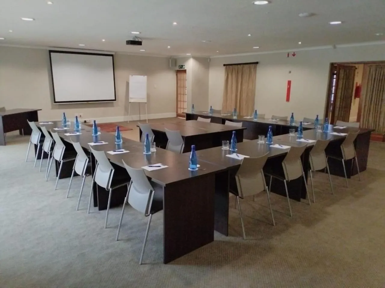 Meeting/conference room in MyPond Stenden Hotel