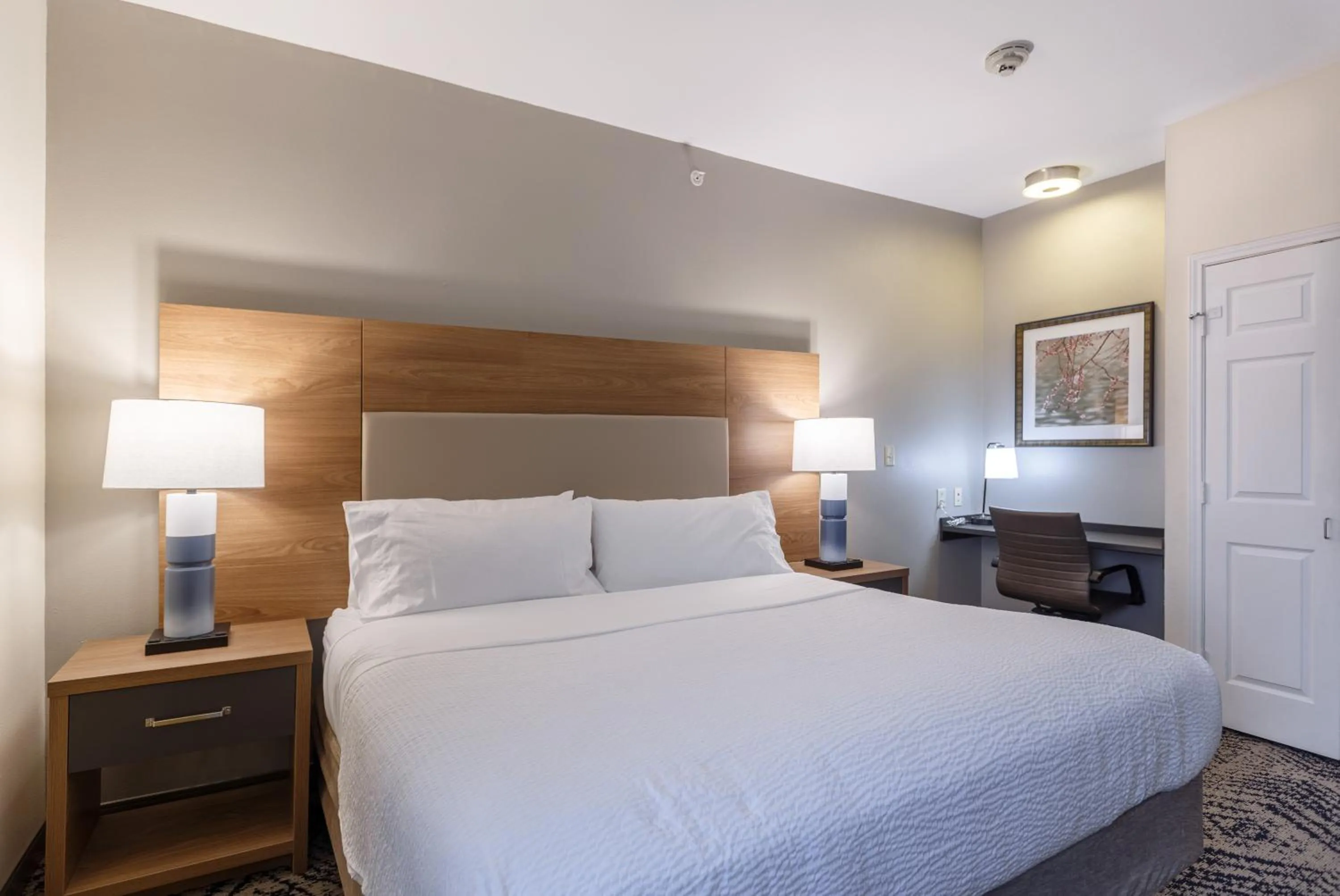 Bed in Candlewood Suites San Marcos by IHG
