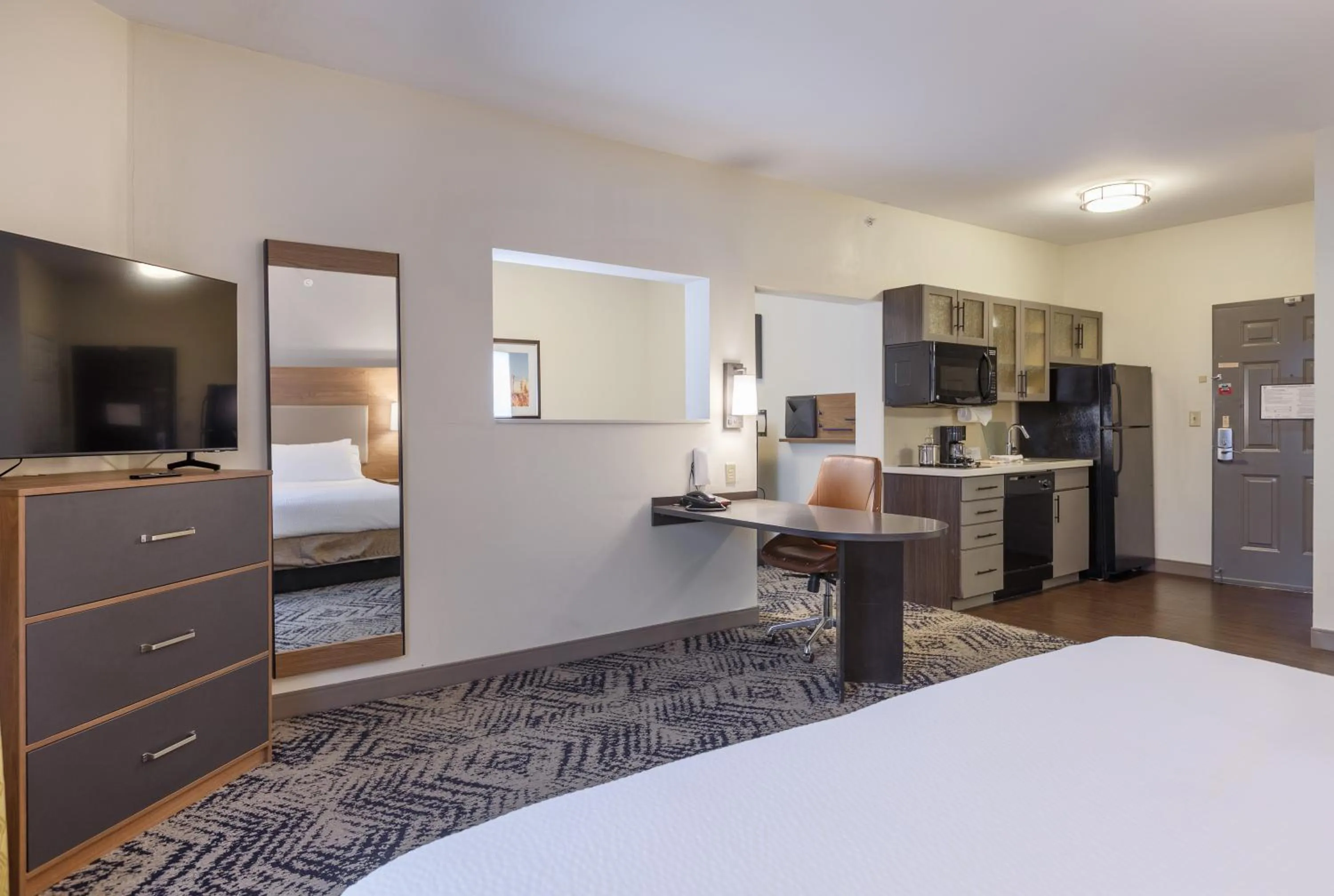 Bed in Candlewood Suites San Marcos by IHG