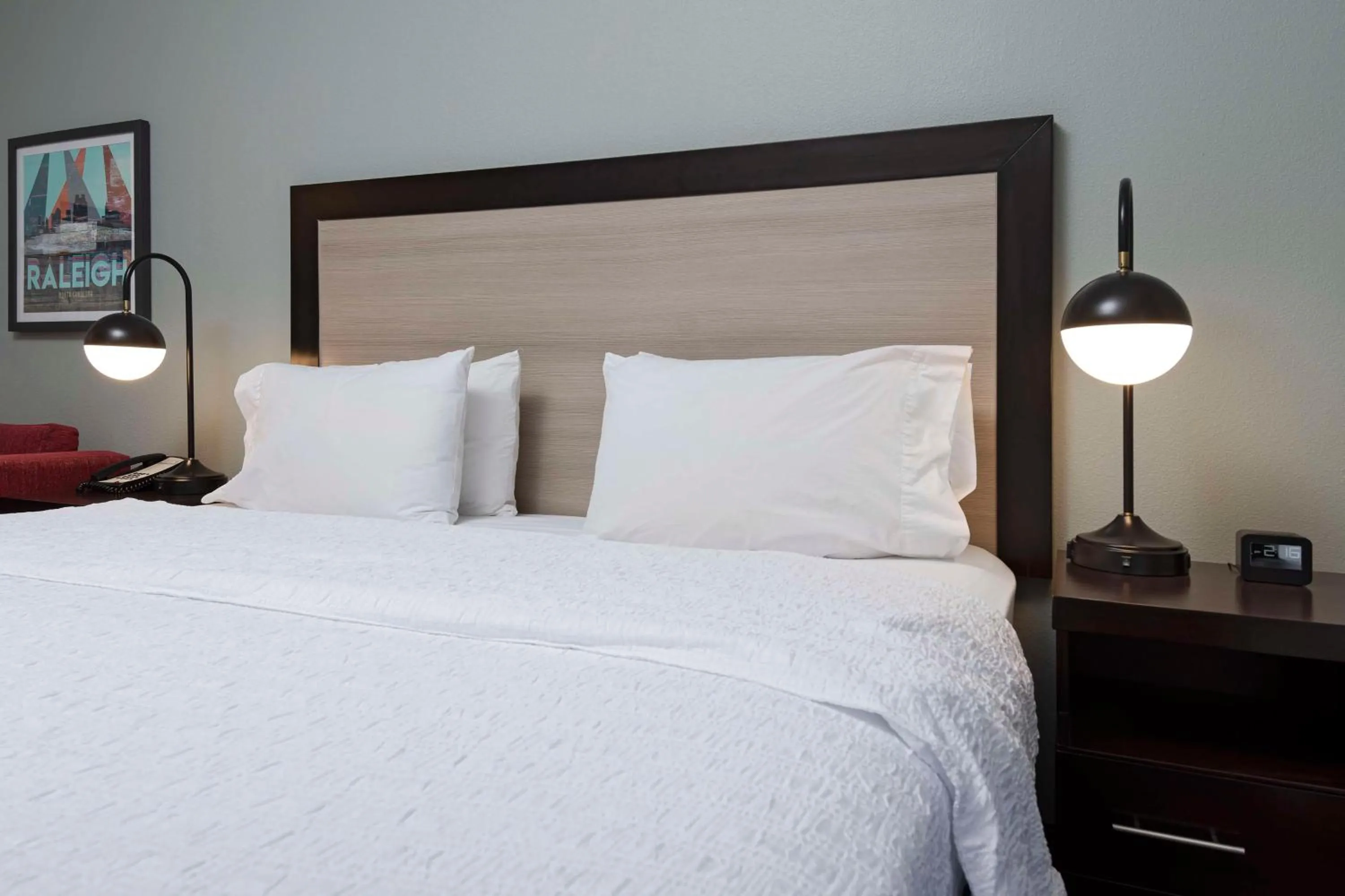 Bed in Hampton Inn & Suites - Raleigh Downtown