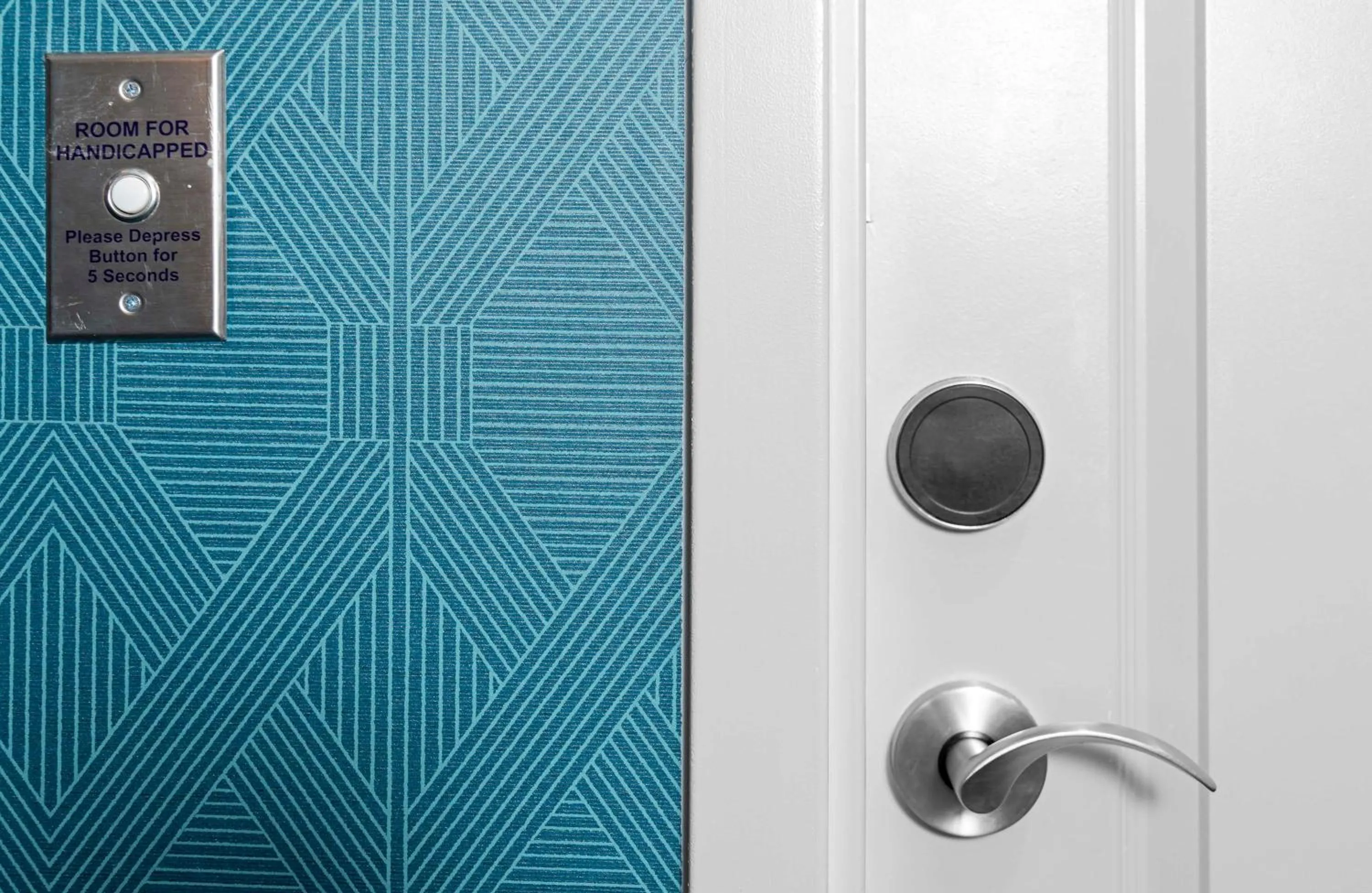 Bedroom in Hampton Inn & Suites - Raleigh Downtown