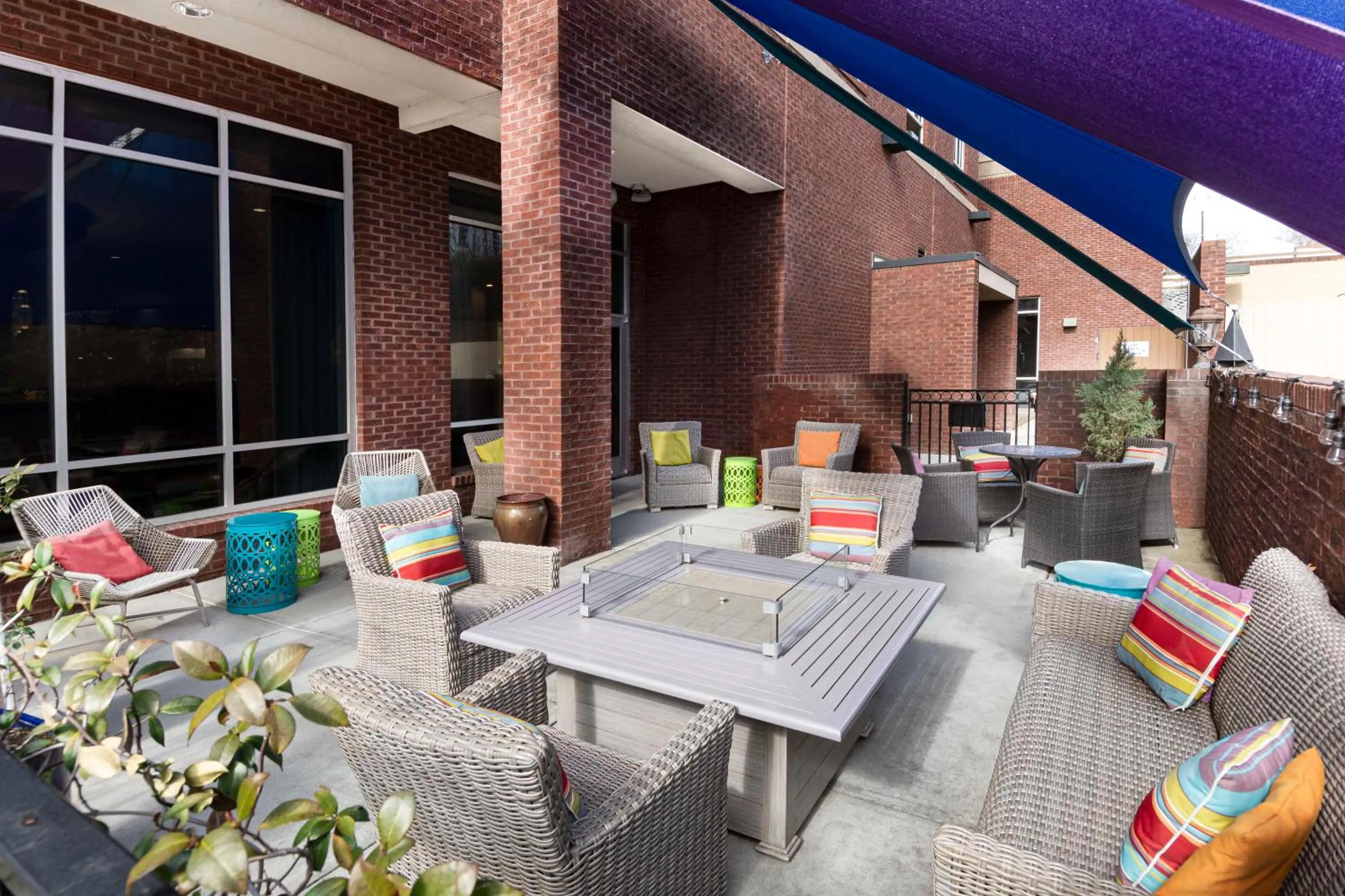 Patio in Hampton Inn & Suites - Raleigh Downtown