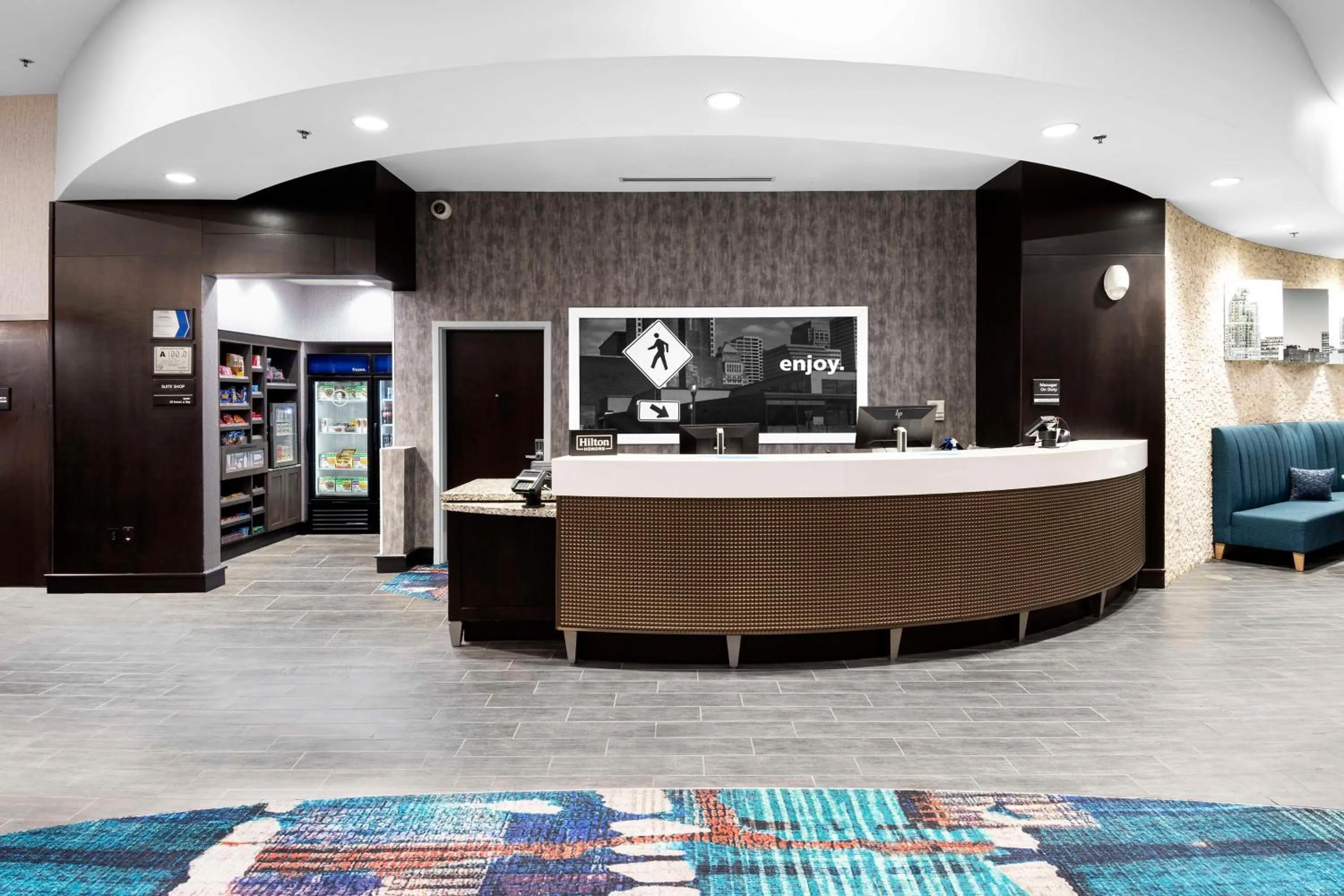 Lobby or reception in Hampton Inn & Suites - Raleigh Downtown