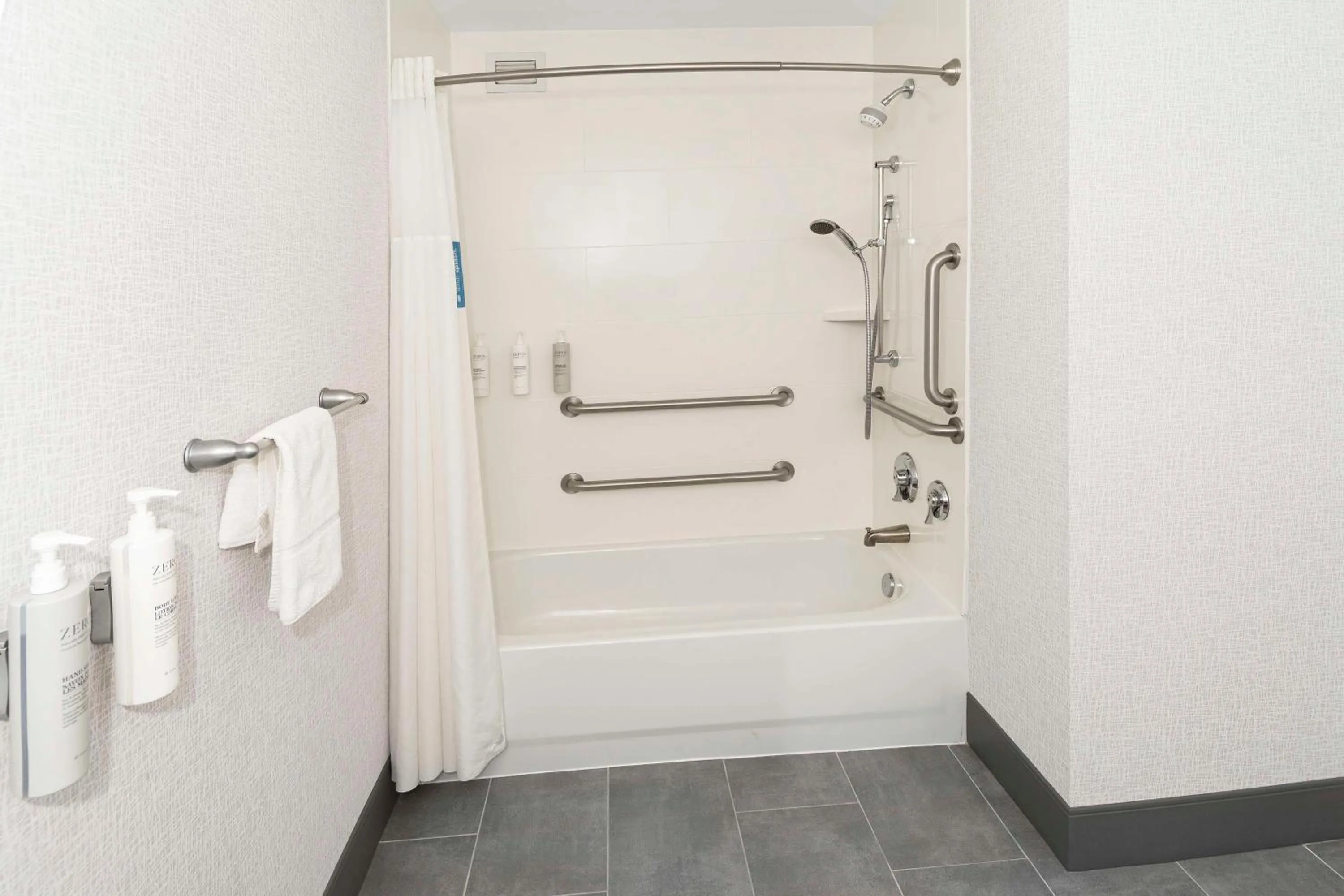 Bathroom in Hampton Inn & Suites - Raleigh Downtown